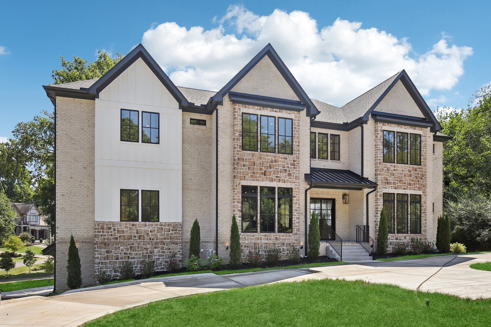 3916 Albert Dr