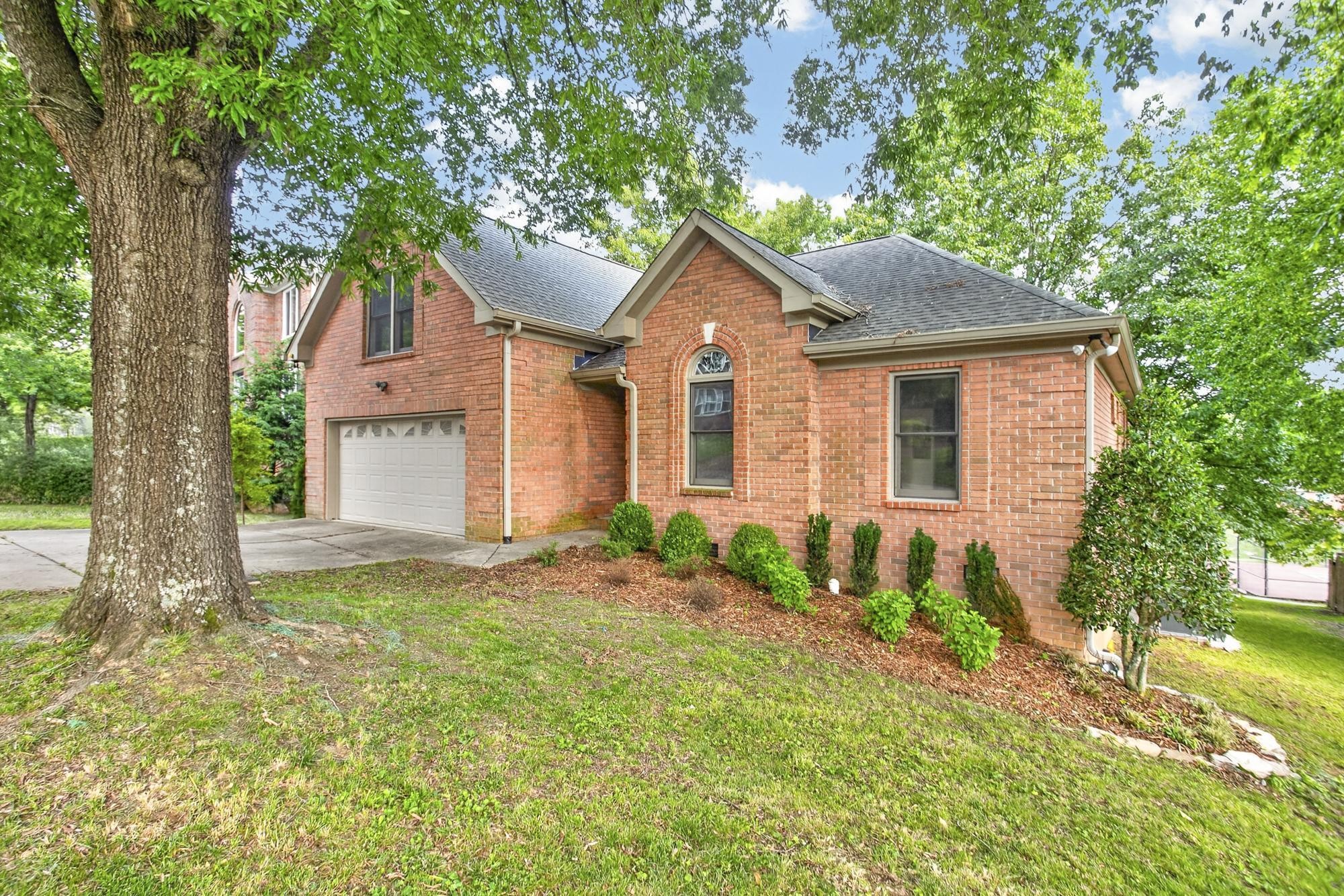 3416 Harborwood Cir