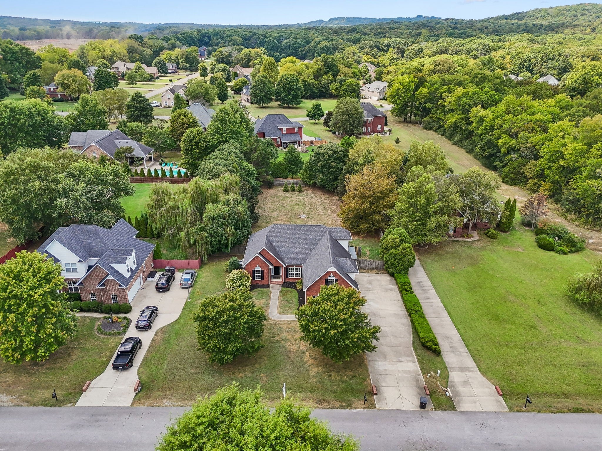 1209 Paramount Dr