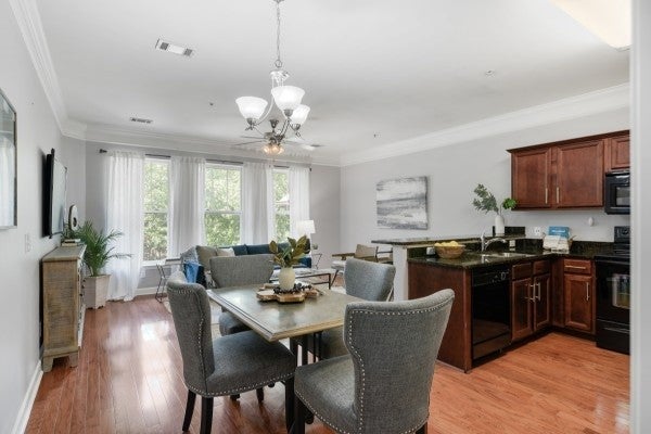 2310 Elliott Ave 103