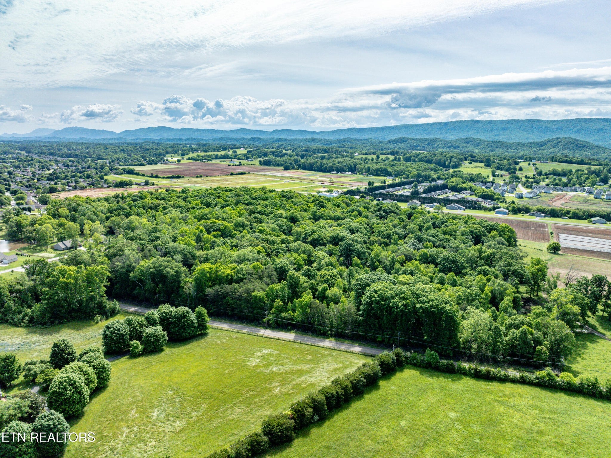 2738 Carpenters Grade Rd