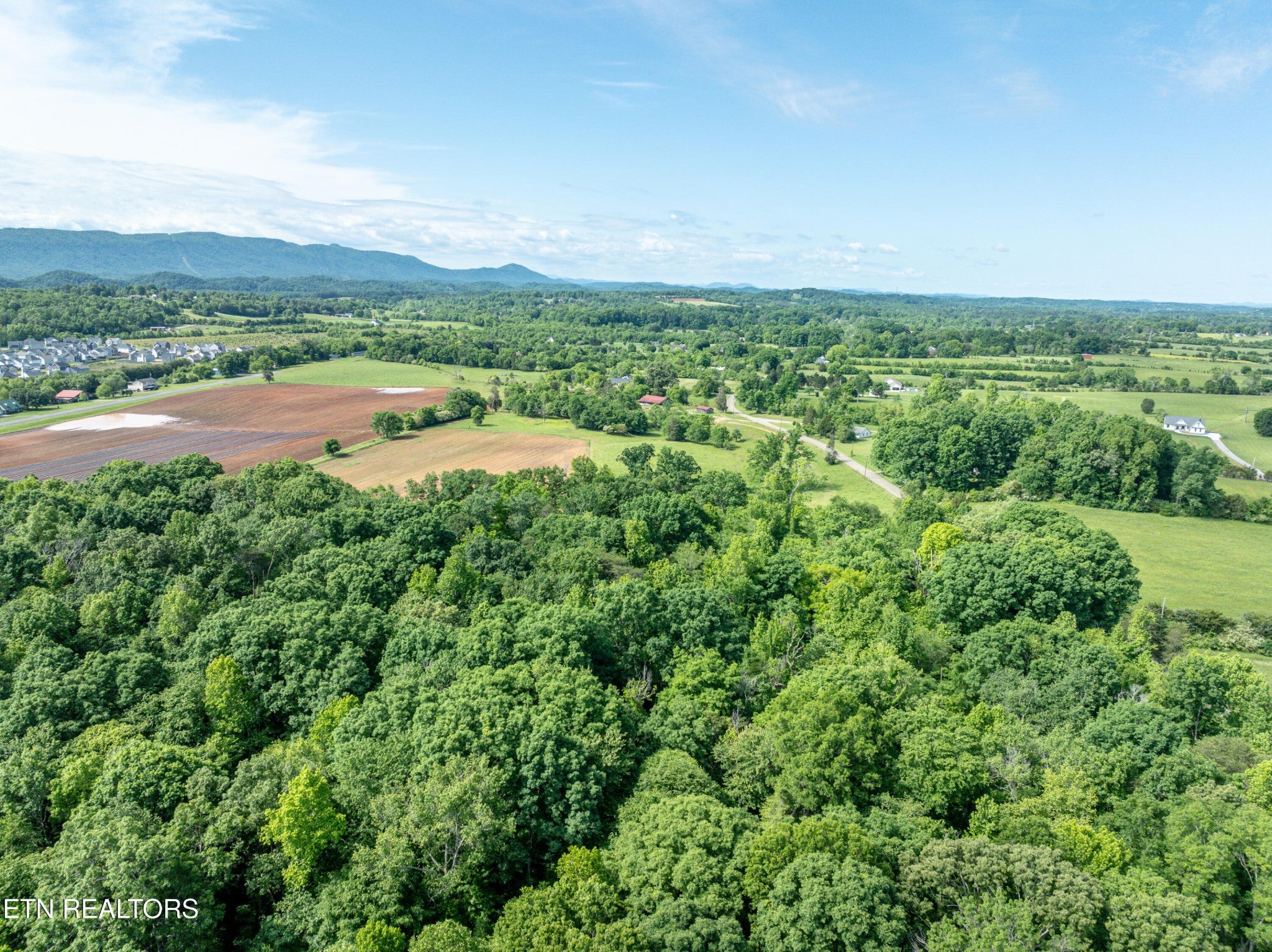 2738 Carpenters Grade Rd
