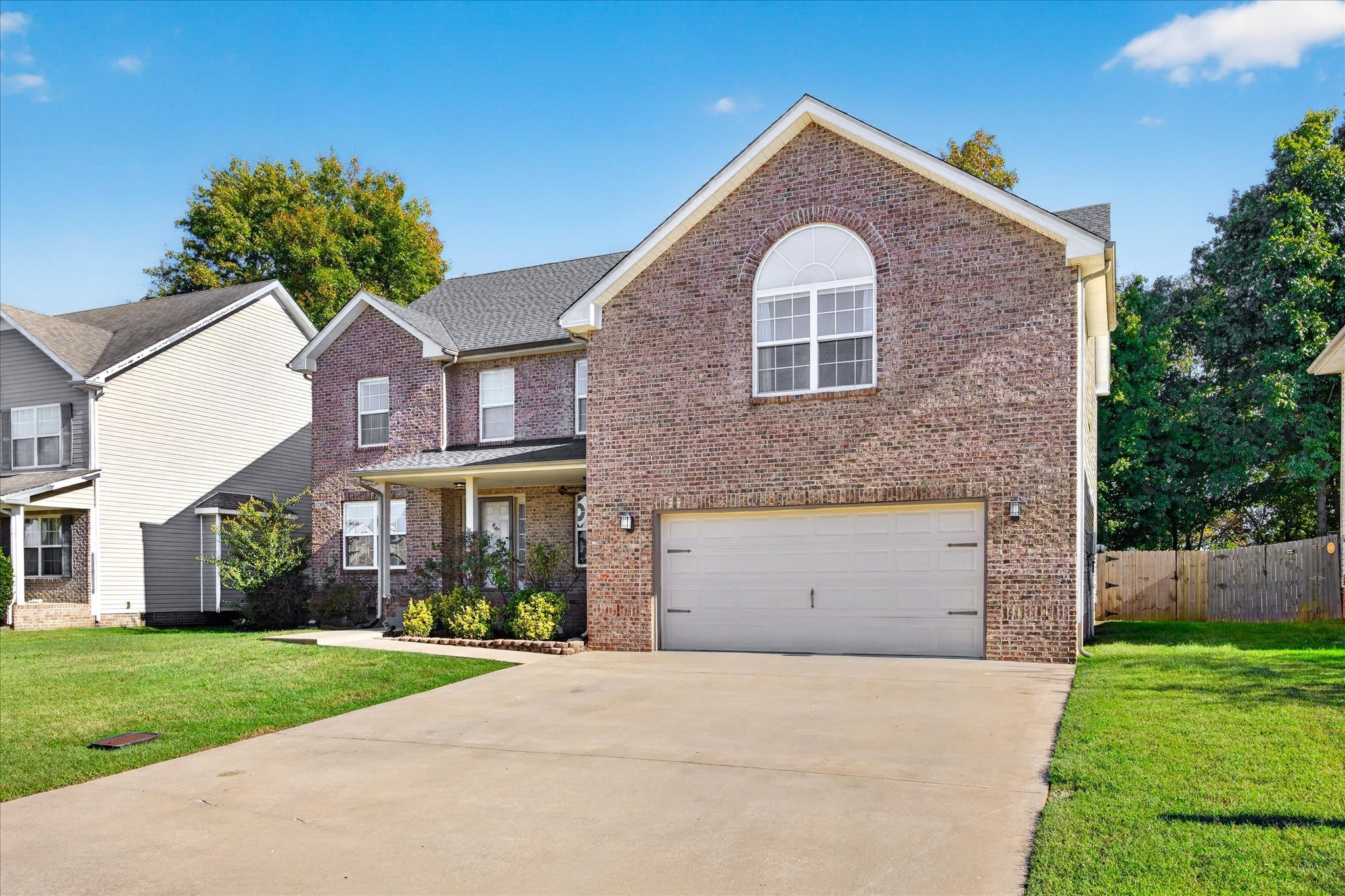 3205 Timberdale Dr