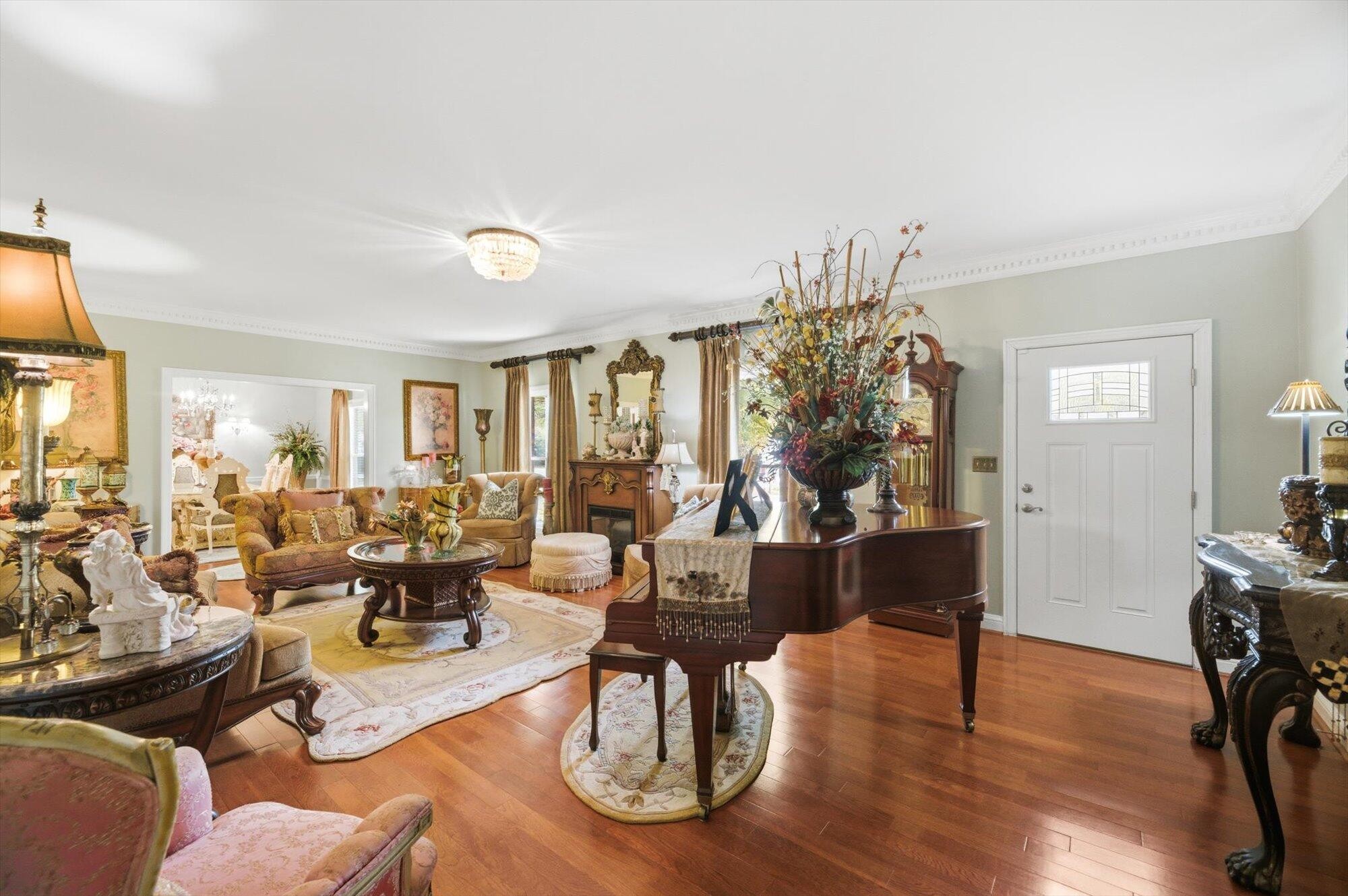 715 Harren Court