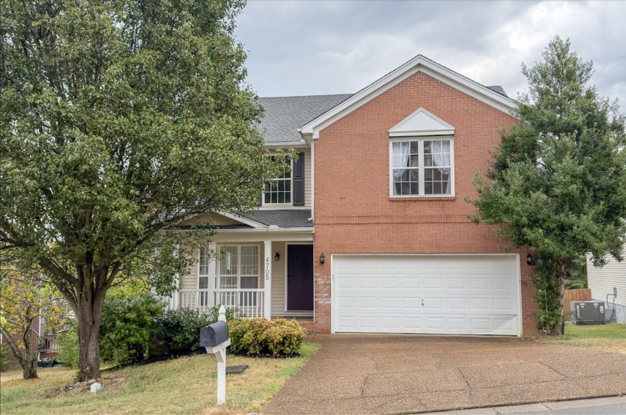 4-bed listing at 4705 Chepstow Dr, Nashville