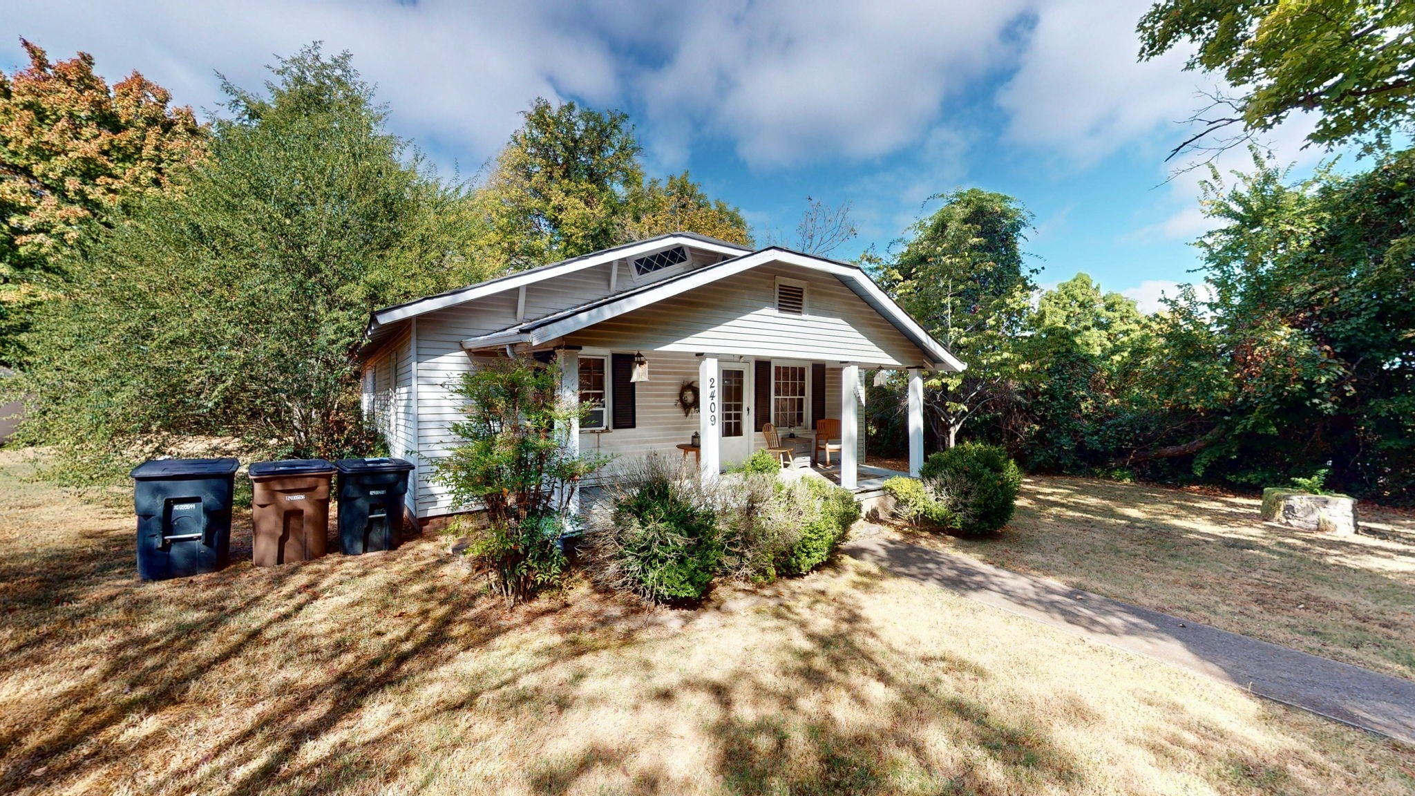 2409 Shumate Ln