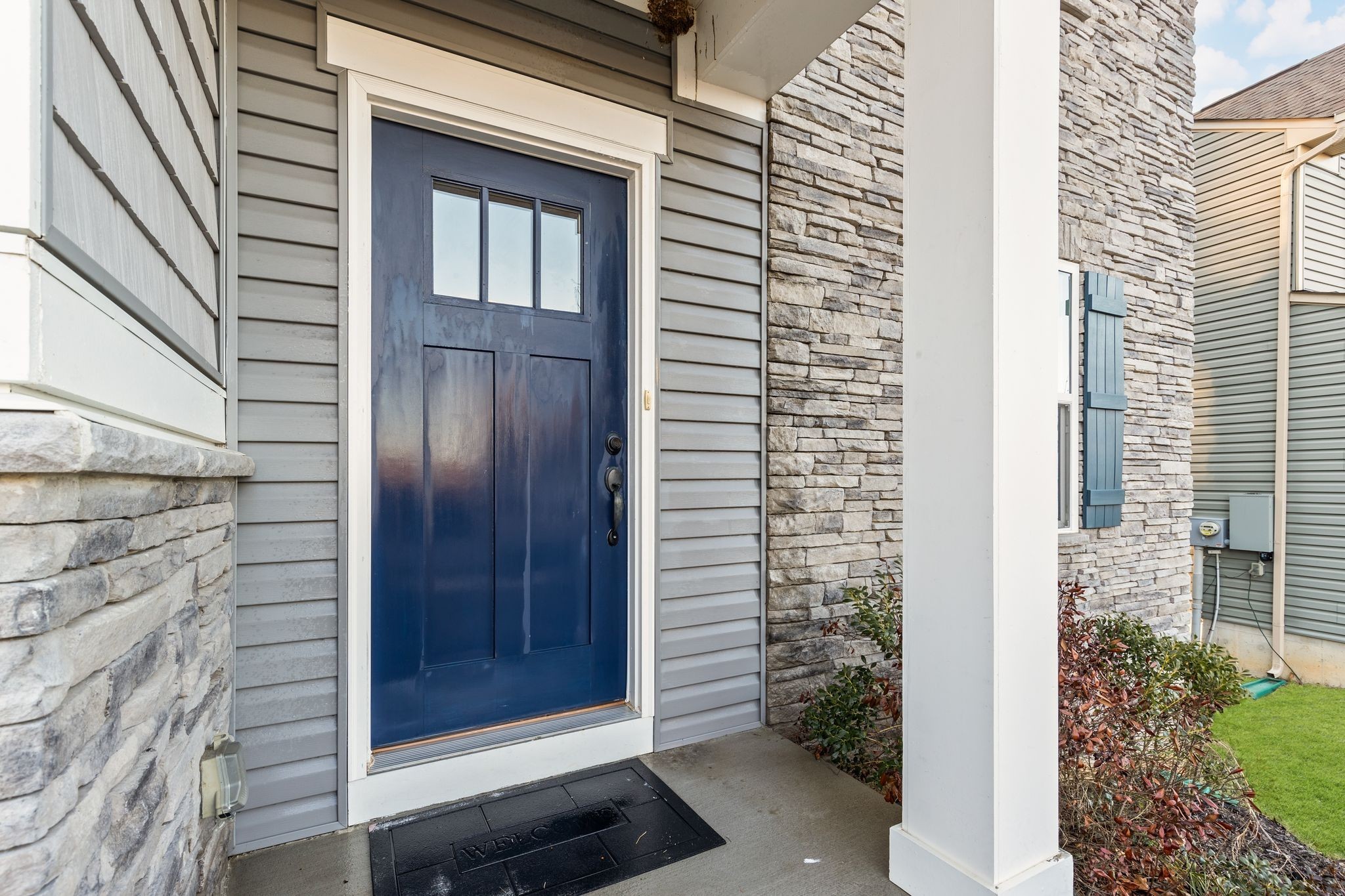 953 Fairdale Ct