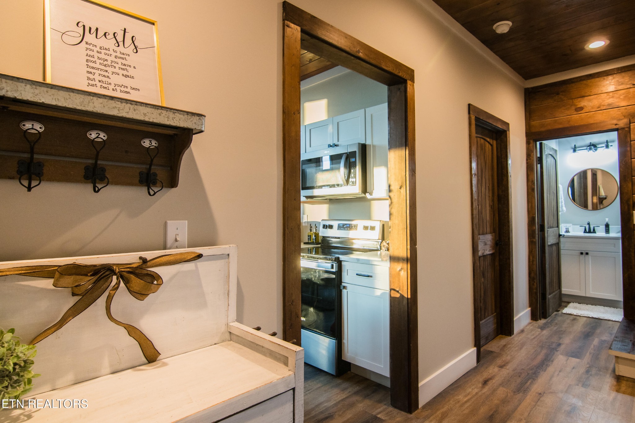 1113 Mathis Hollow Rd