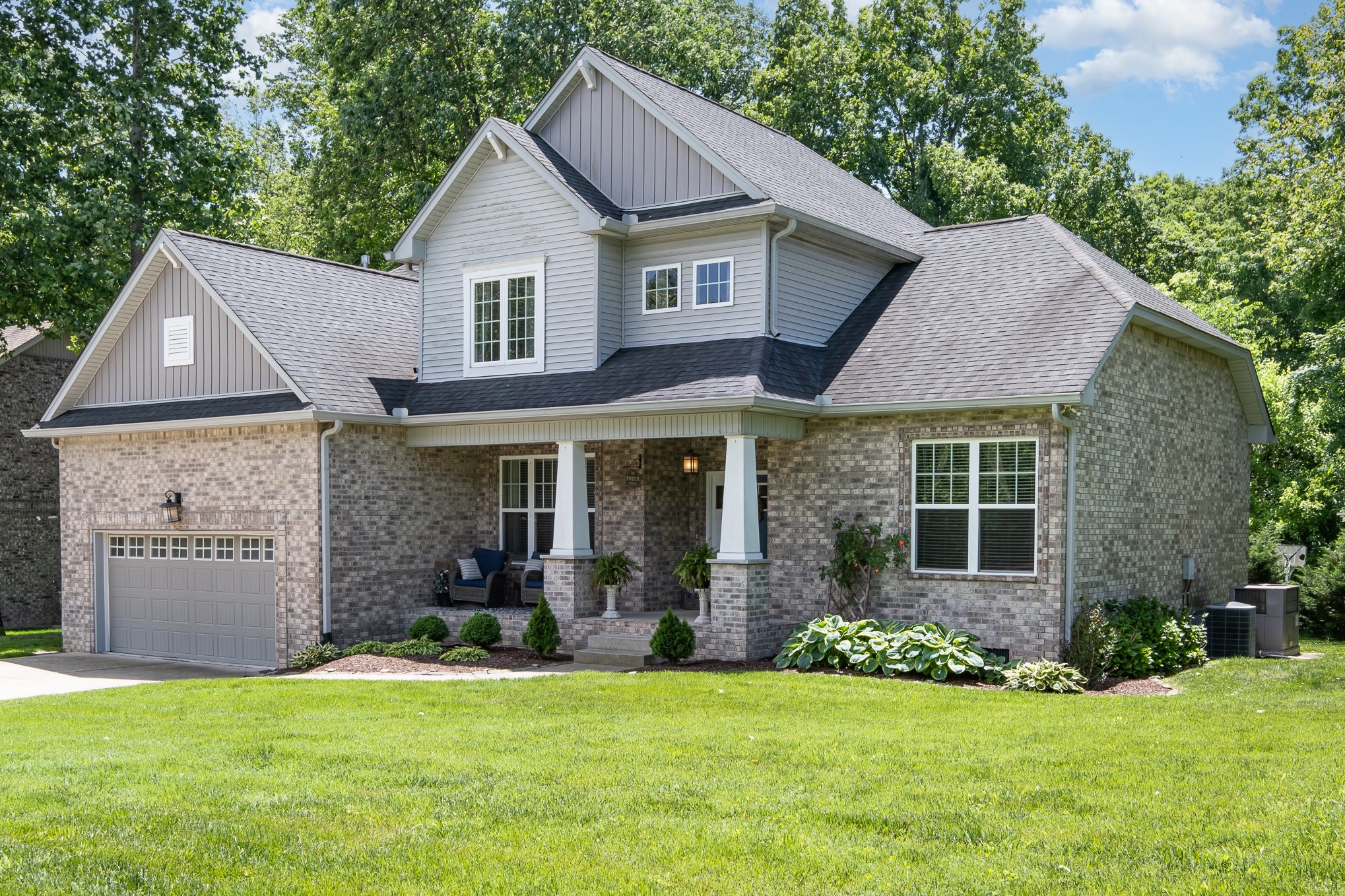 3035 Gracie Ann Dr