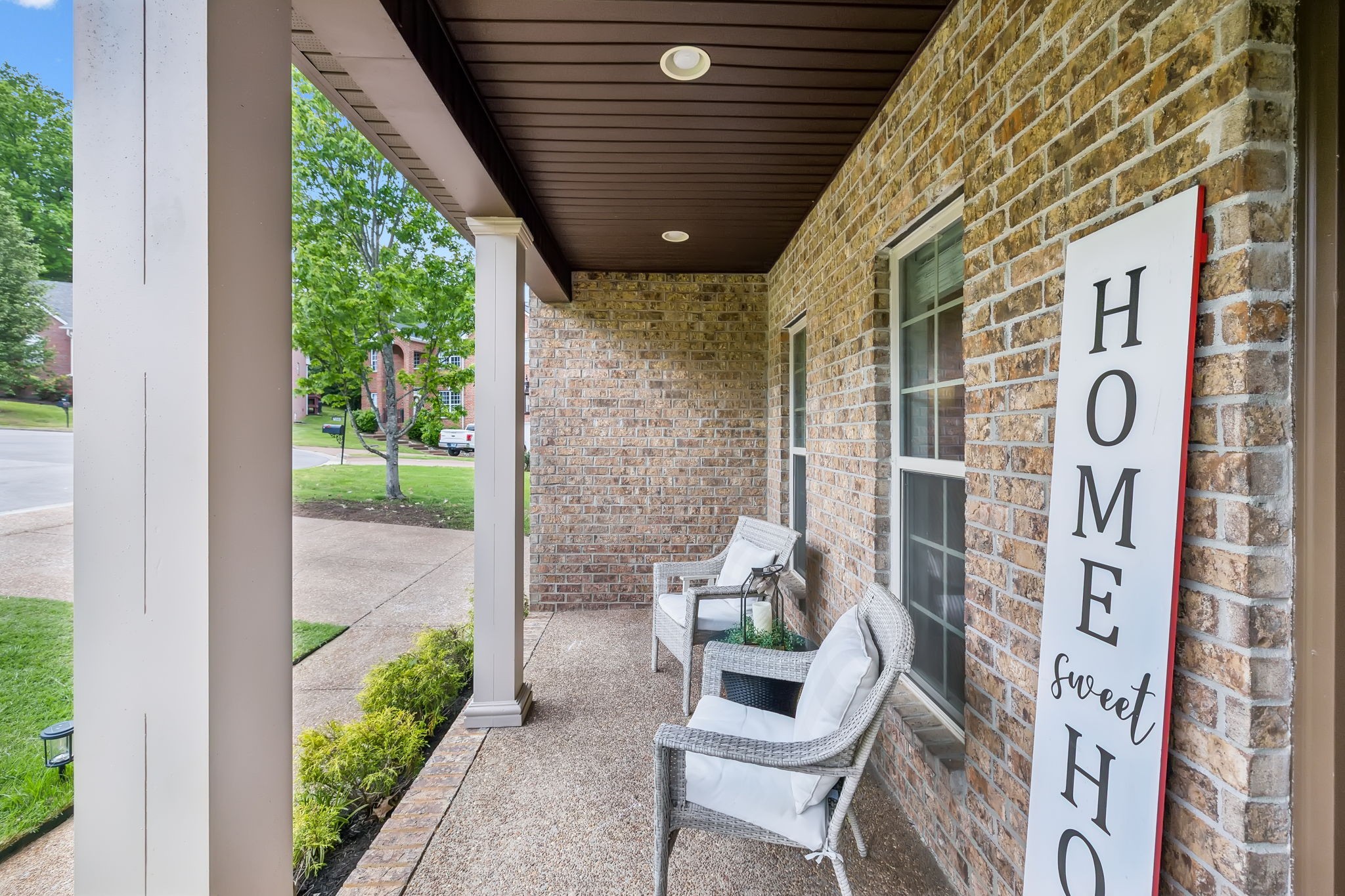 7056 Oak Brook Terrace