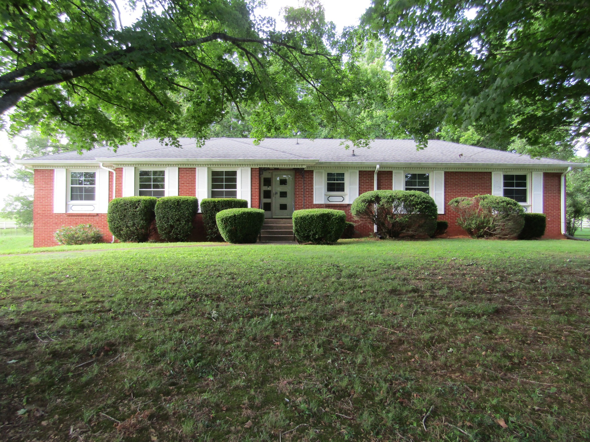 2108 Powell Ln