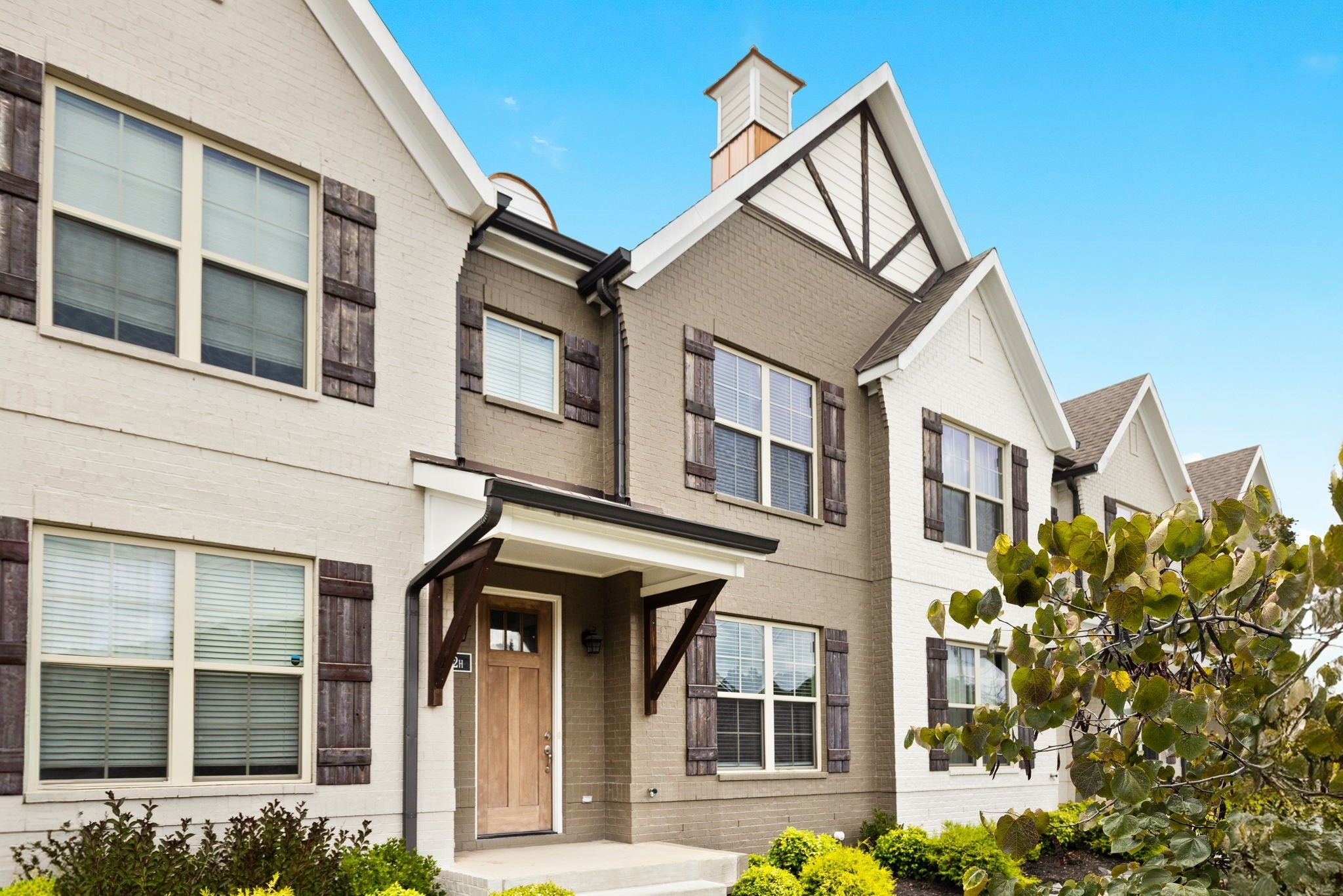 2.0-bed rental at 732h Old Hickory Blvd