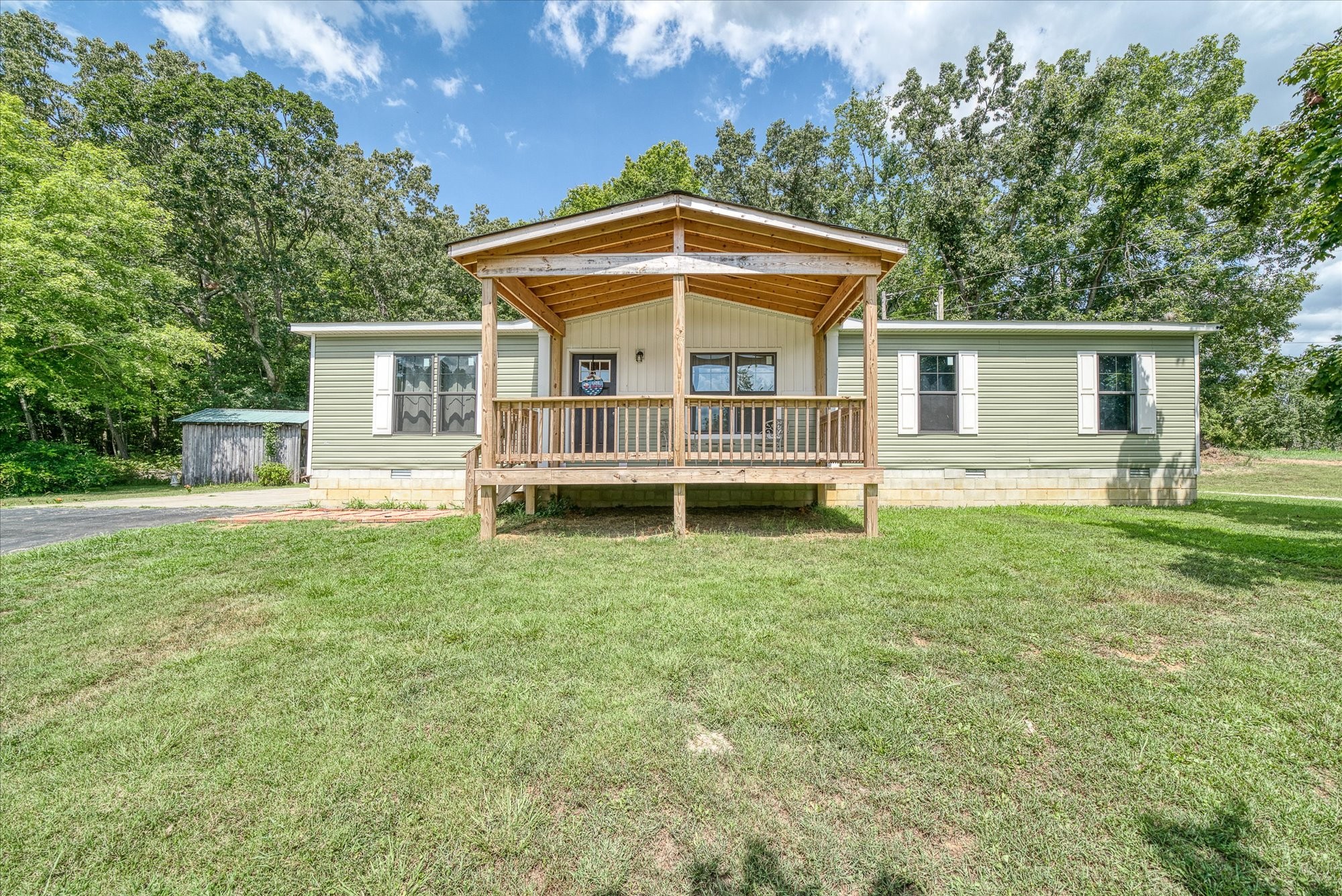3041 Old Highway 42 S