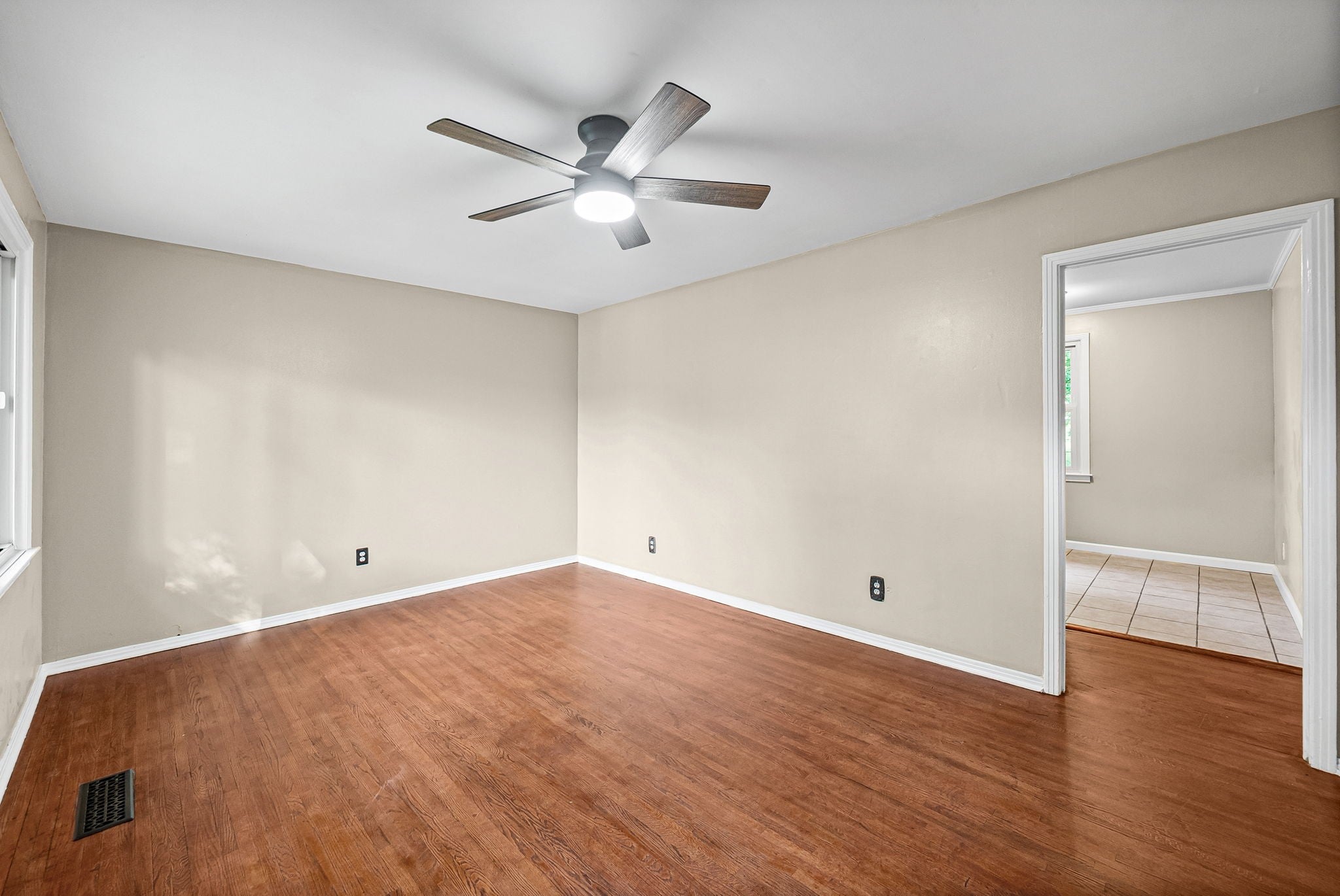 1406 Arden Pl