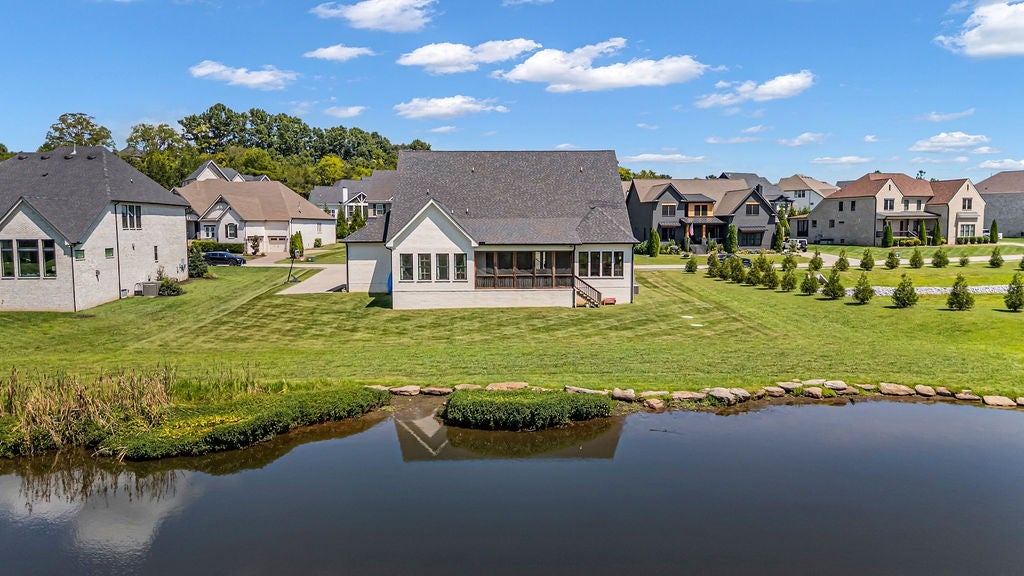 4573 Majestic Meadows Dr