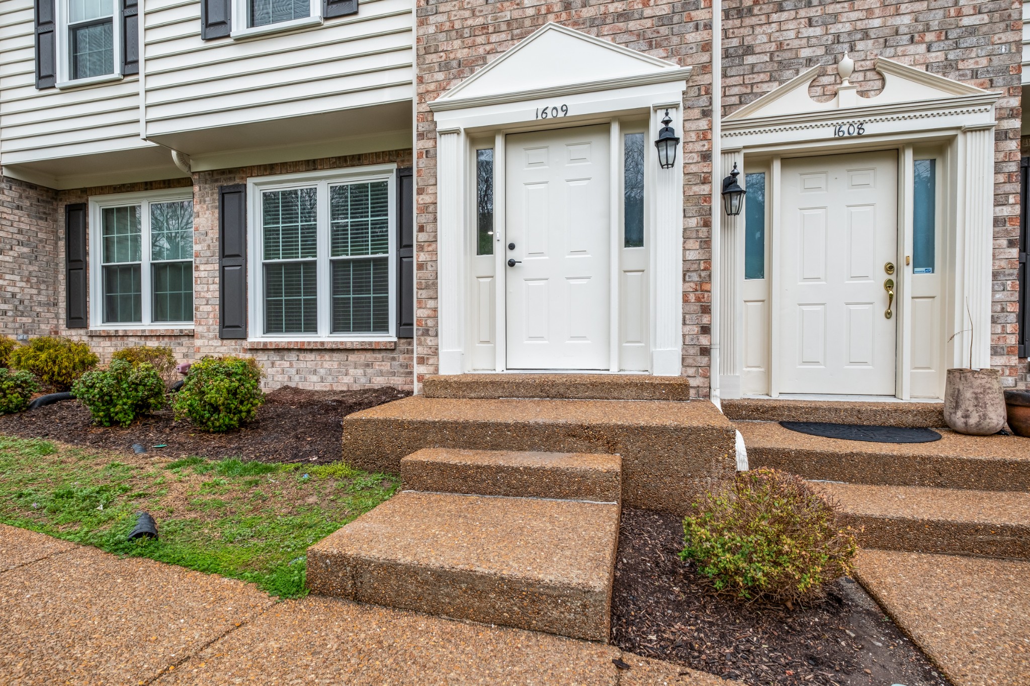 1609 Brentwood Pointe