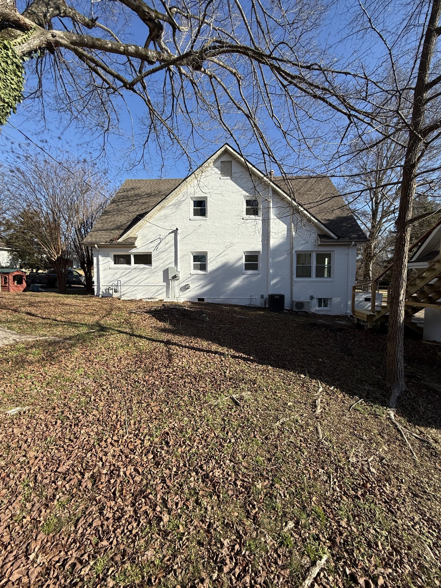 103 Springer Dr