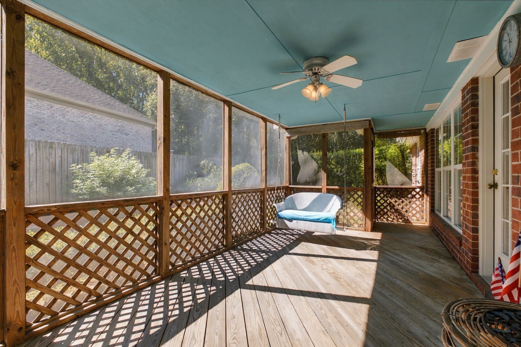 4952 Tulip Grove Ln