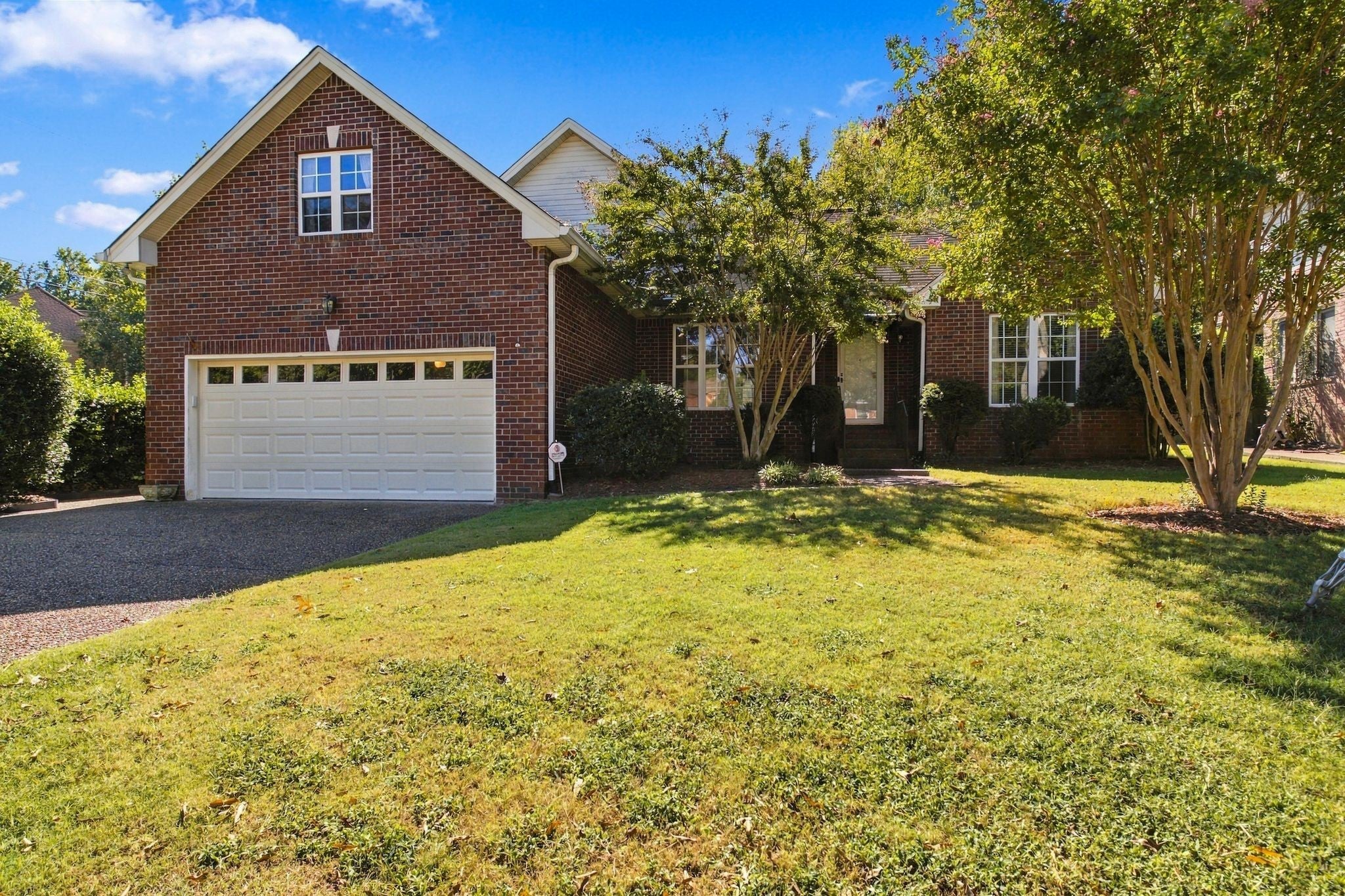 4952 Tulip Grove Ln