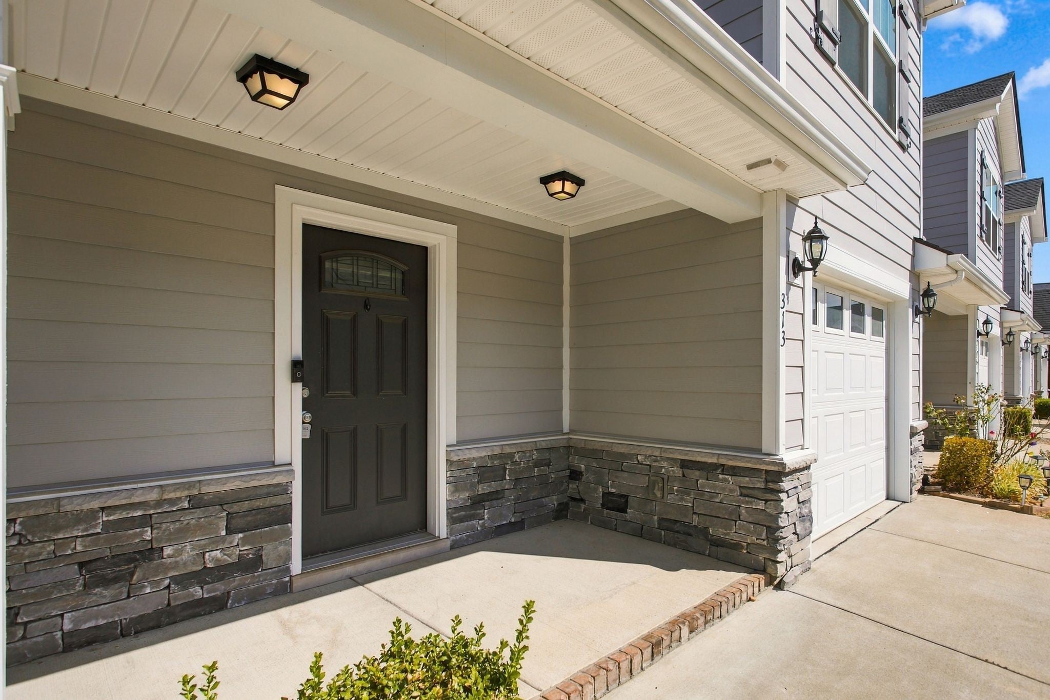 313 Mattie Ln
