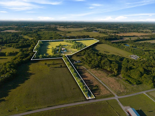 332 JOHN SHAW RD, LEWISBURG, TN 37091 - Image 8d6bfb677f200dd5f738e1be7322cb64/723197295