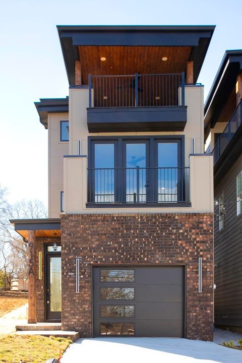 915A 33rd Ave N Nashville TN 37209