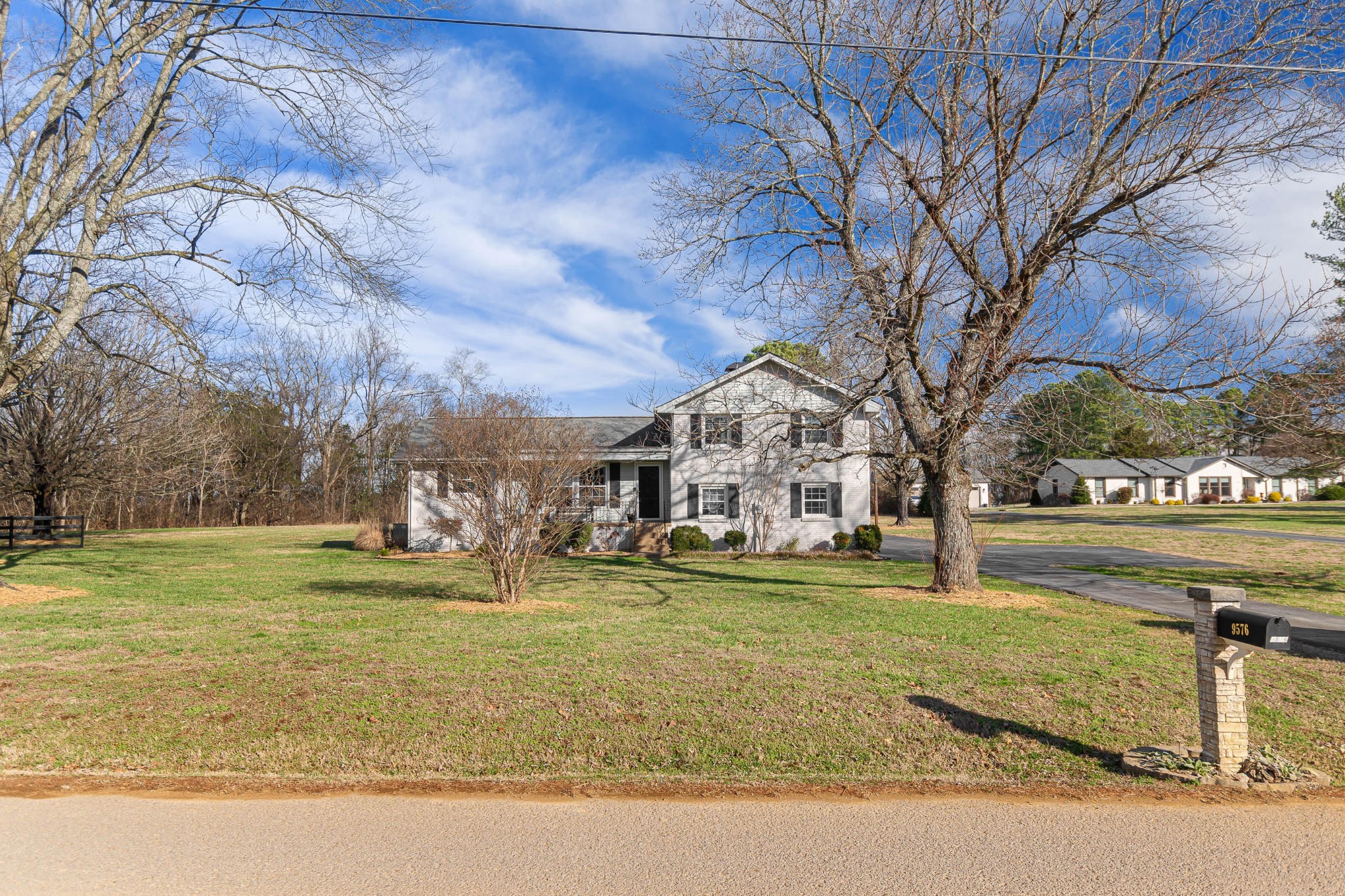 9576 Mullens Rd