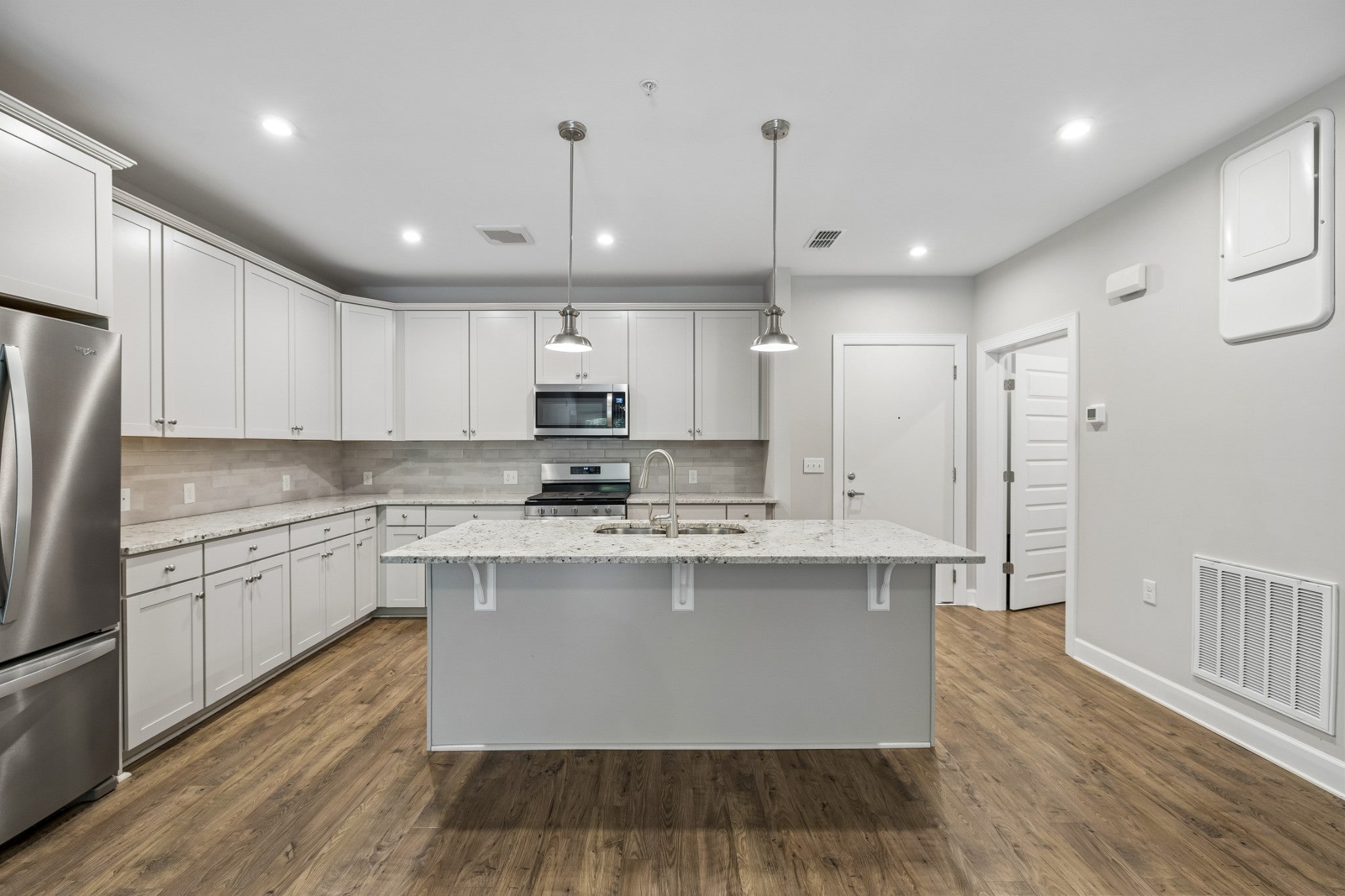 141 Saundersville Rd 1105