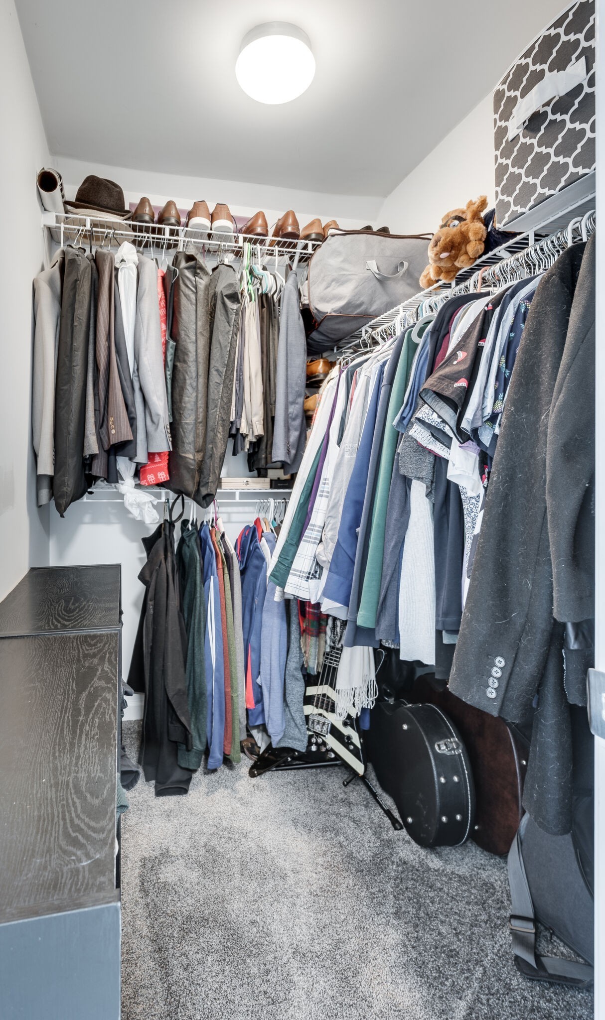 Nashville, Tennessee 37210, United States, 2 Bedrooms Bedrooms, ,2 BathroomsBathrooms,Residential,Pending,85073