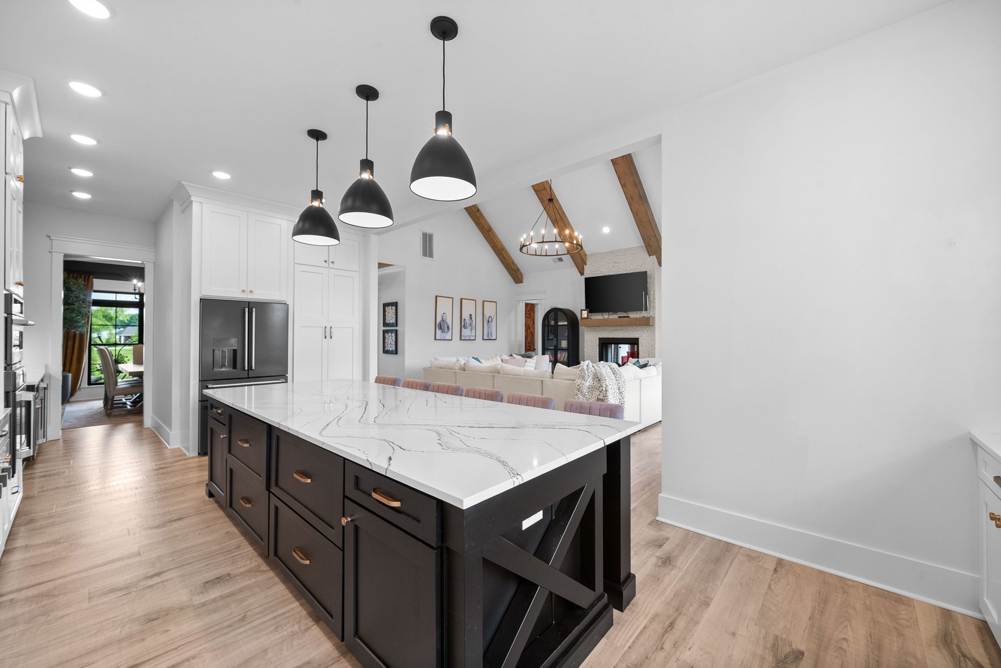 Clarksville, Tennessee 37043, United States, 4 Bedrooms Bedrooms, ,5 BathroomsBathrooms,Residential,Active,161513