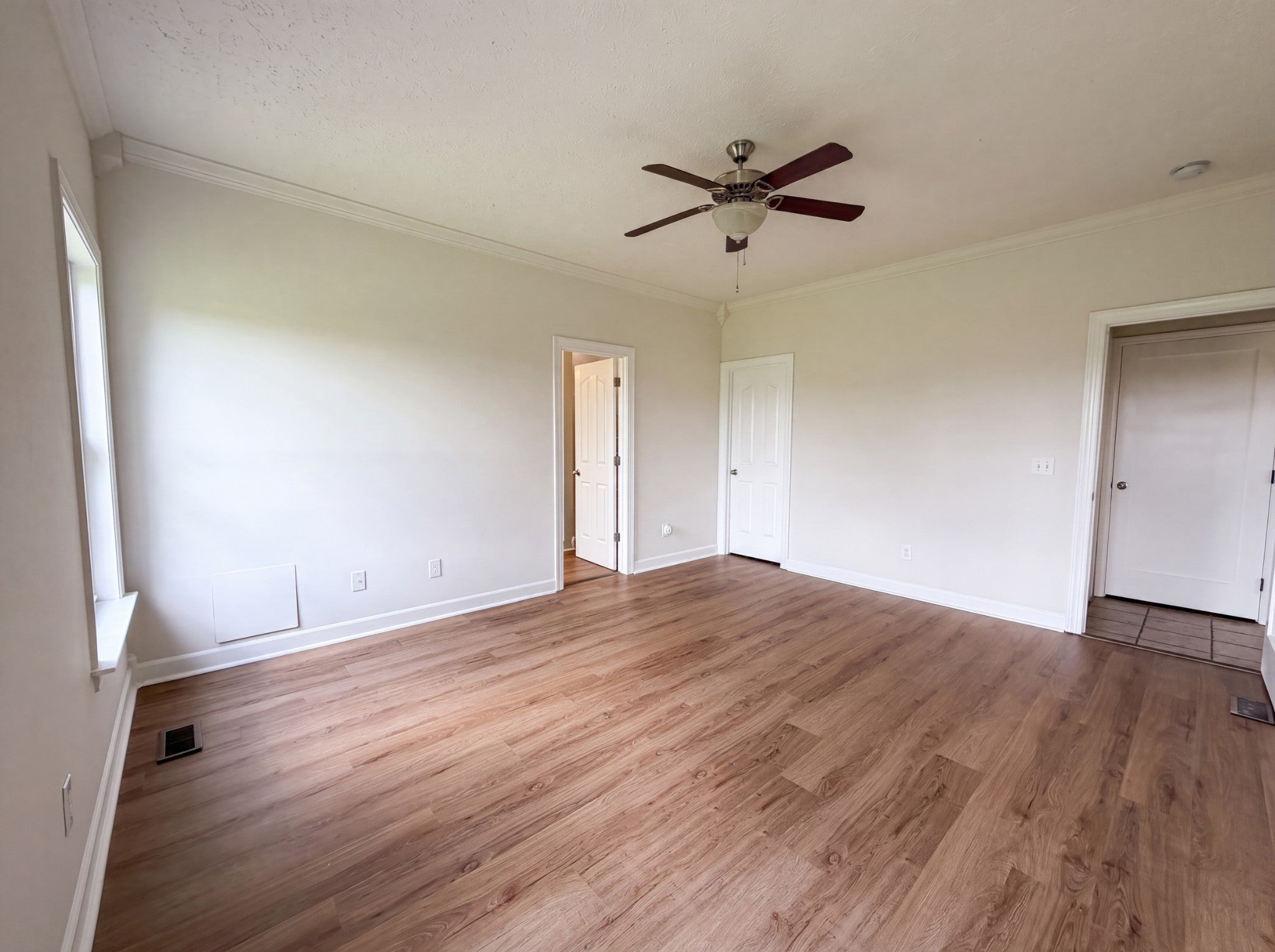 1044 Laramie Ct