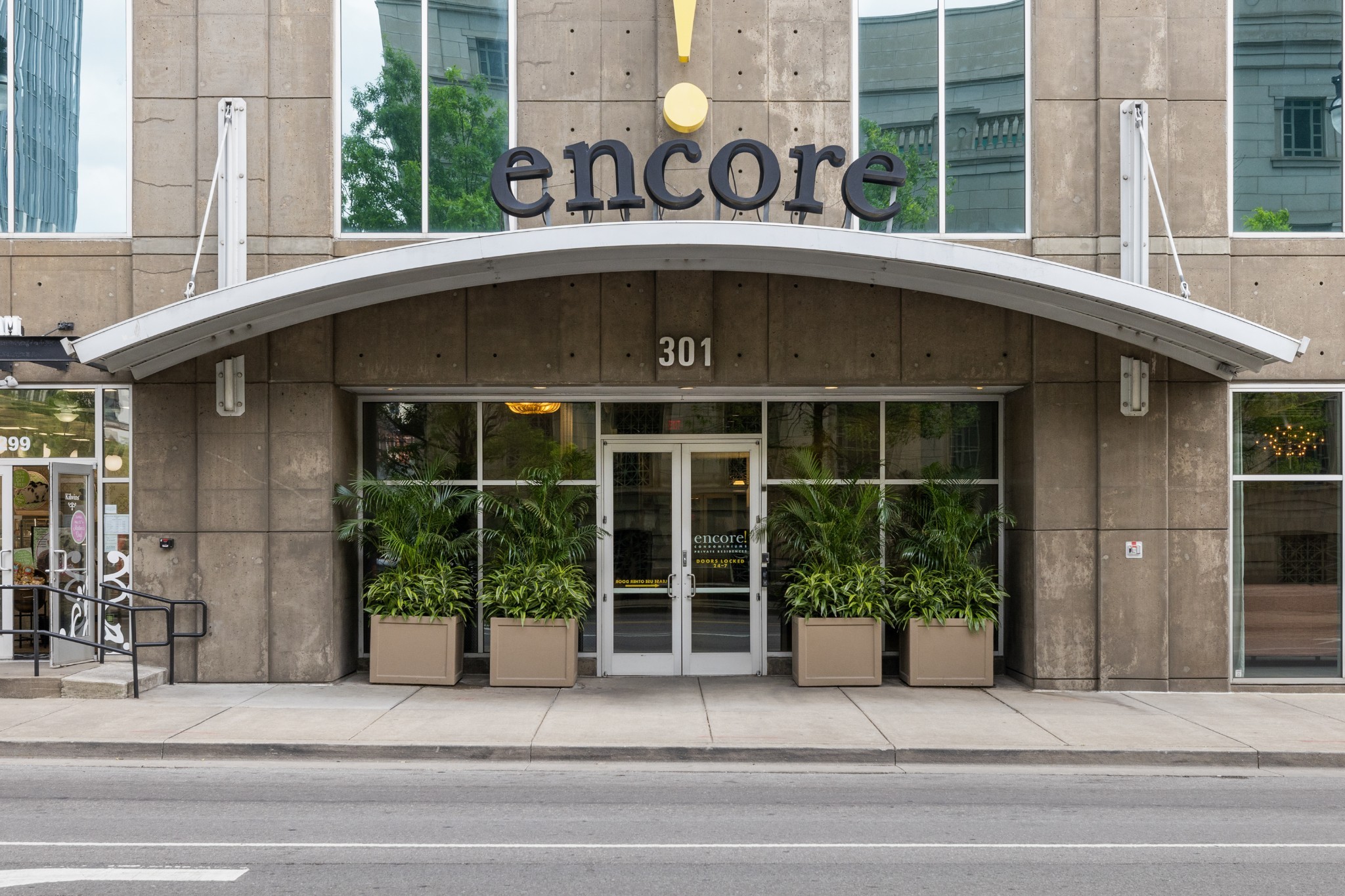 301 Demonbreun St 1307