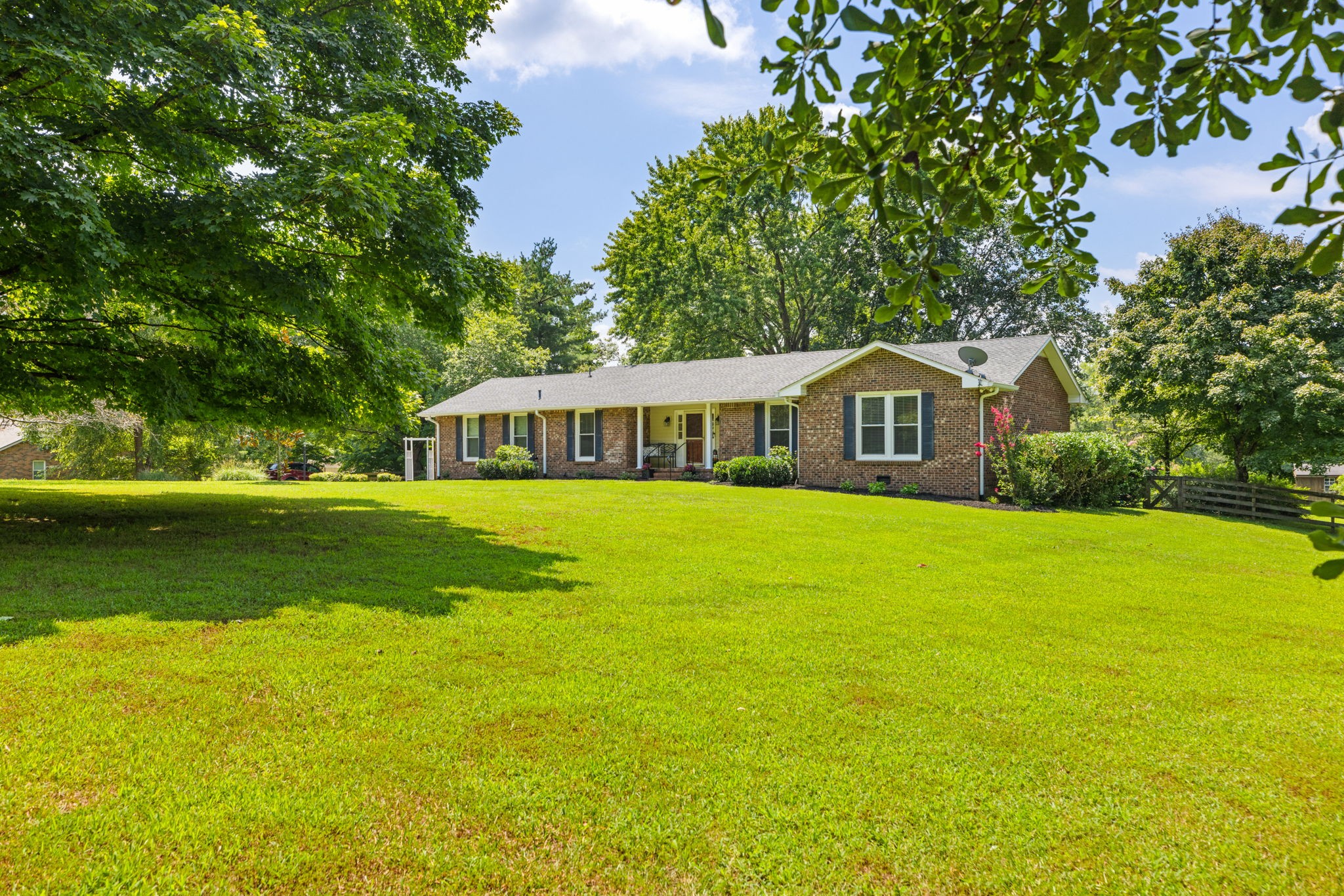 7367 Crow Cut Rd
