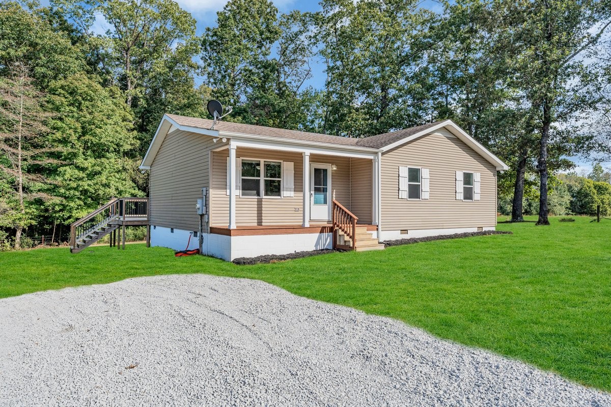 145 Michelle Ln