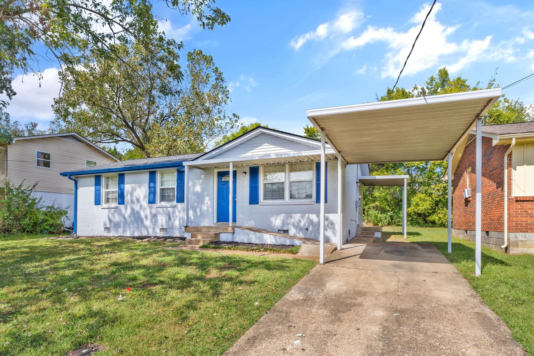 2144 W Richmond Hill Dr