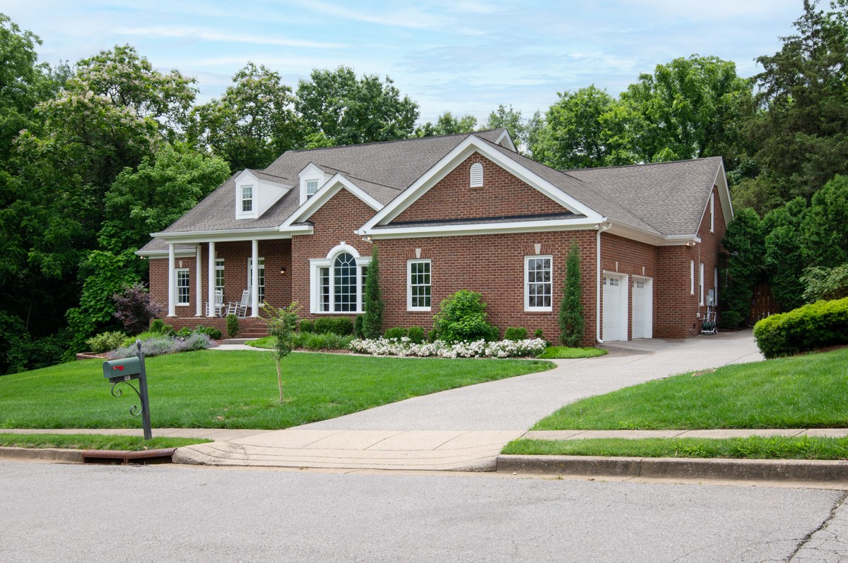 1115 Stonebridge Park Dr