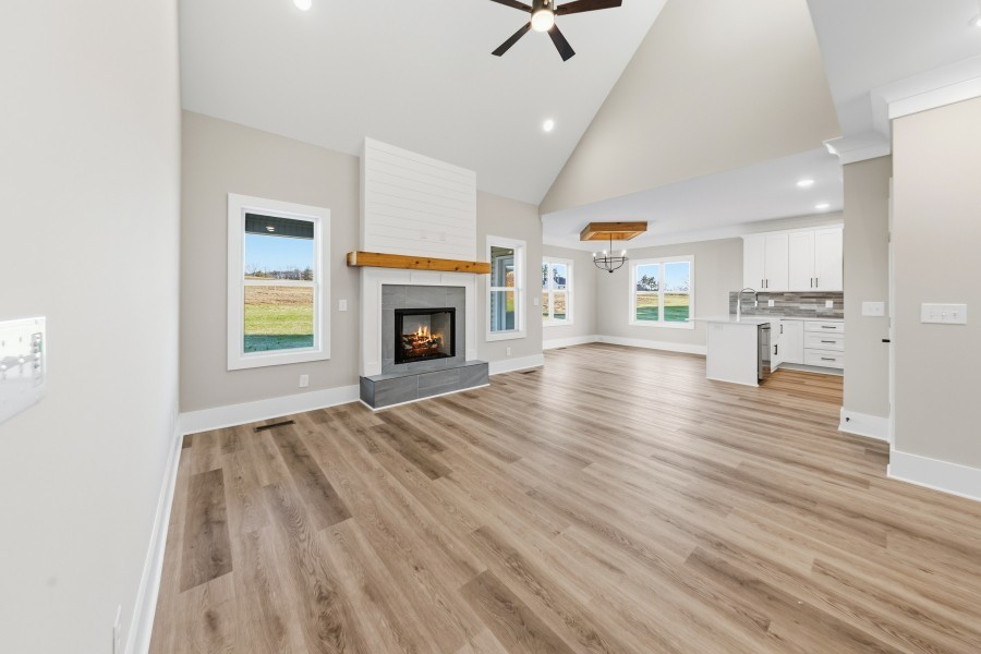 1645 Sulphur College Rd