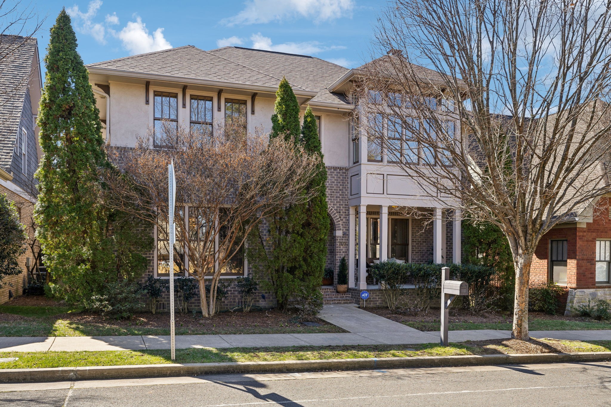 205 Lone Oak Village Way
