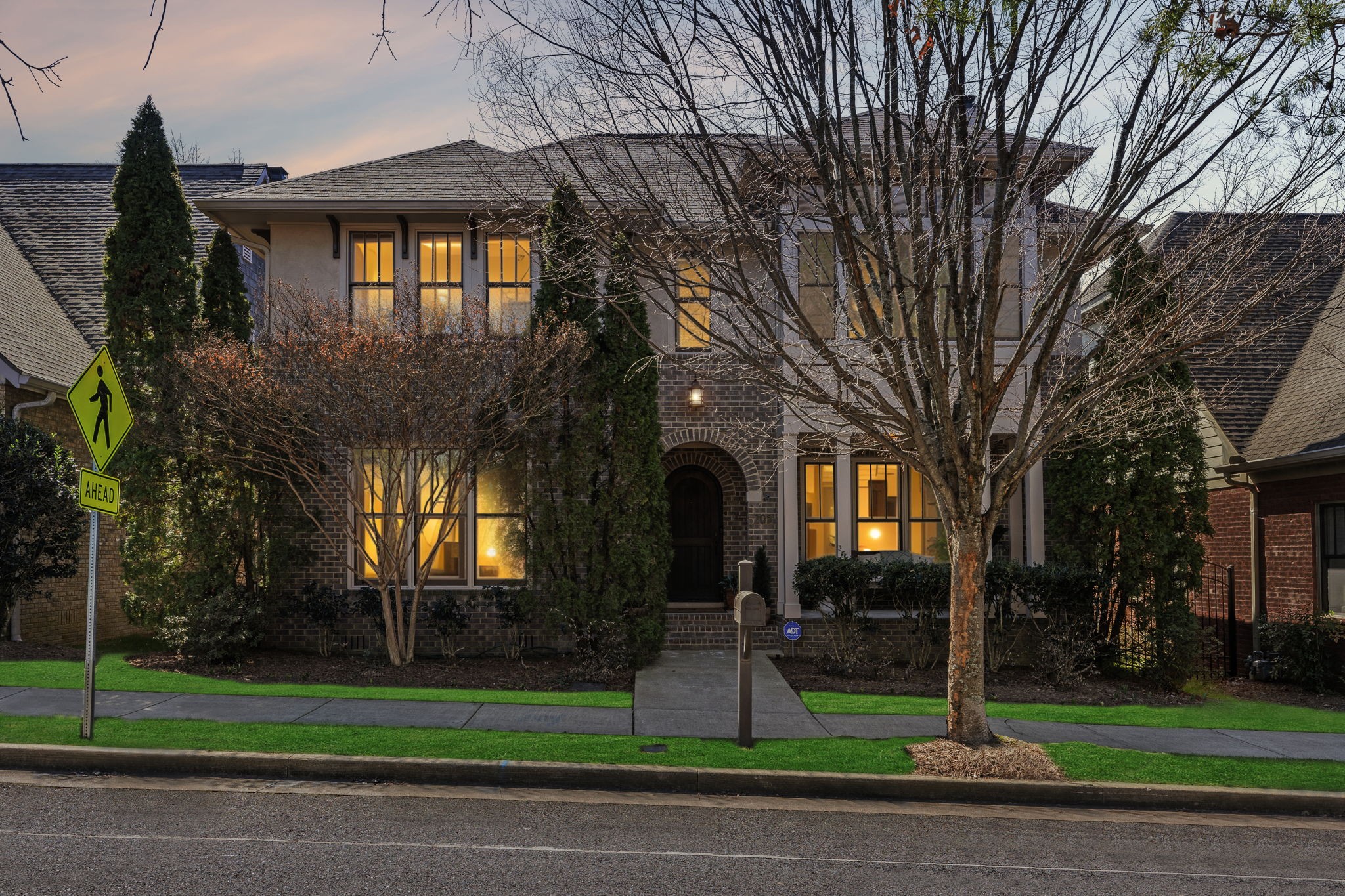 205 Lone Oak Village Way