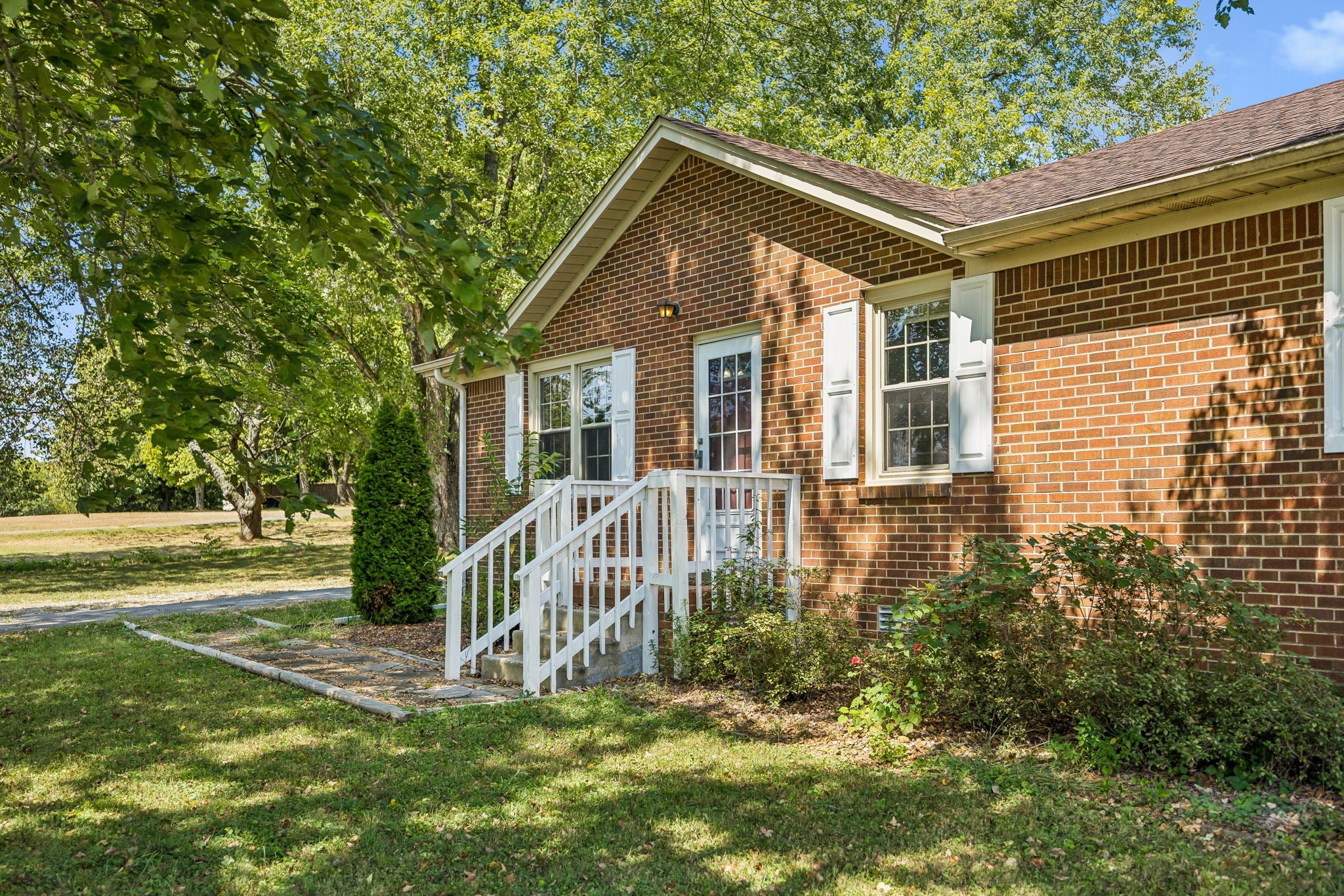 2734 Carters Creek Station Rd