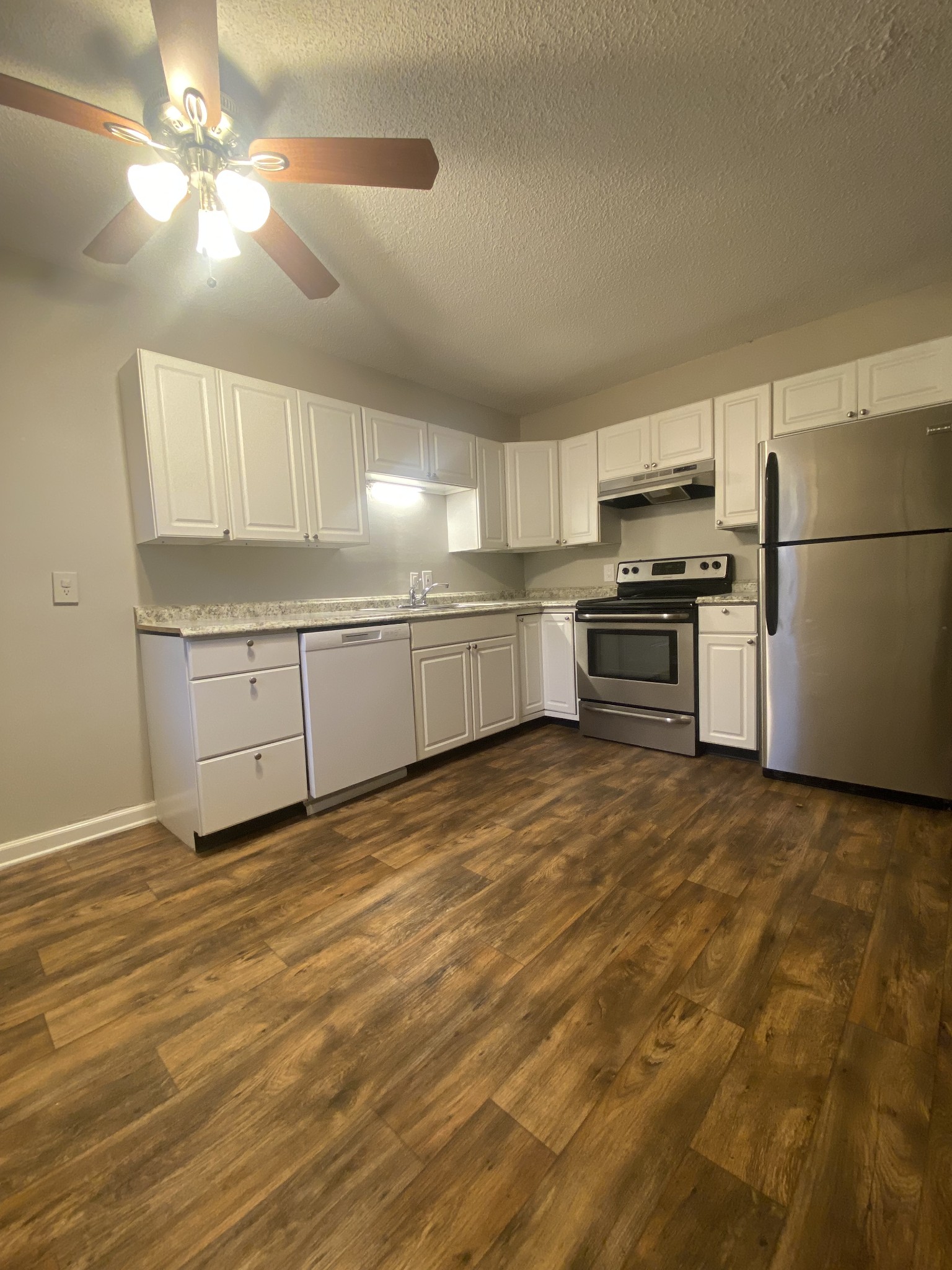 324 Walton Ferry Rd 4