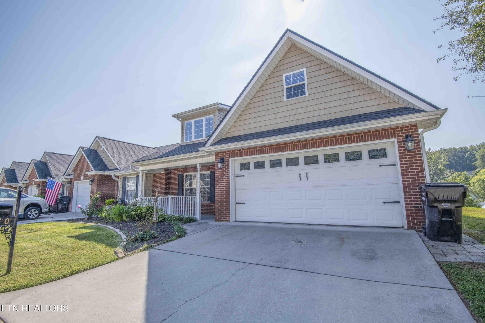1440 Hazelgreen Way