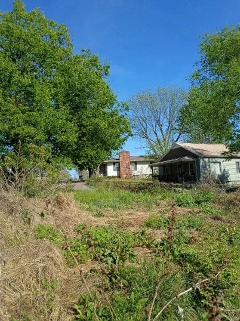 Photo of 206 N Niota Rd, Englewood, TN 37329 (MLS # 3180136)