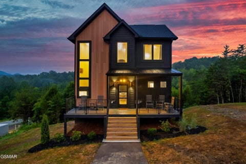 Photo of 1133 Reedmont Way, Sevierville, TN 37876 (MLS # 3610052)