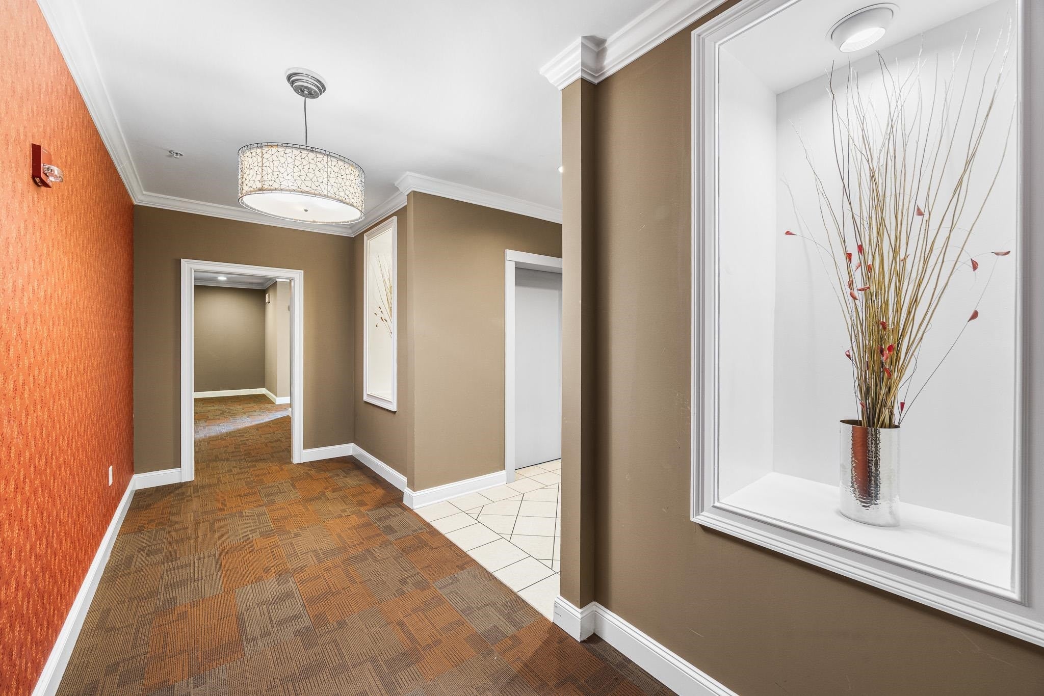 3520 CENTRAL AVE 209