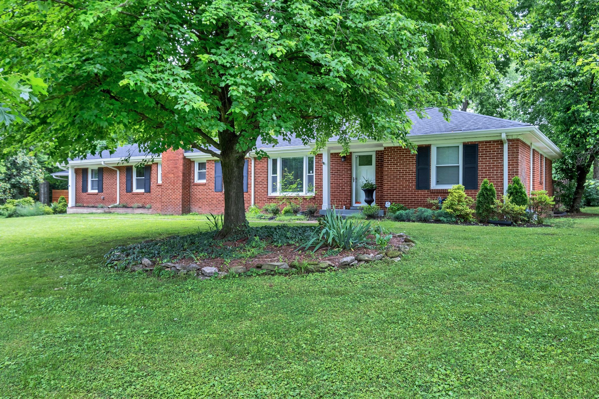4337 Morriswood Dr