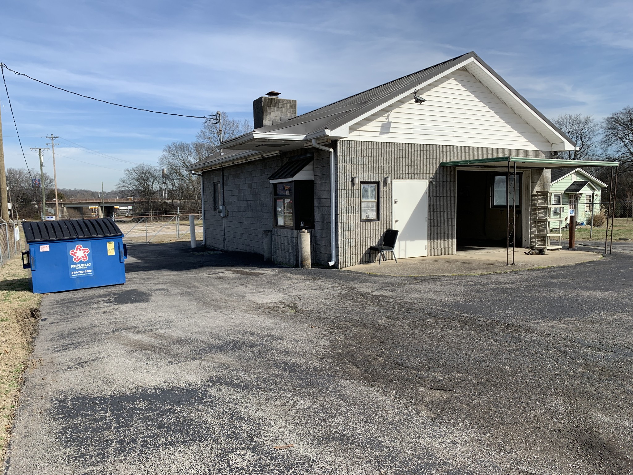 124 Two Mile Pike