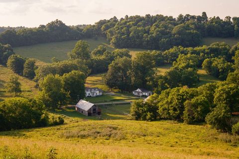 2405 Thompson Rd Lewisburg TN 37091