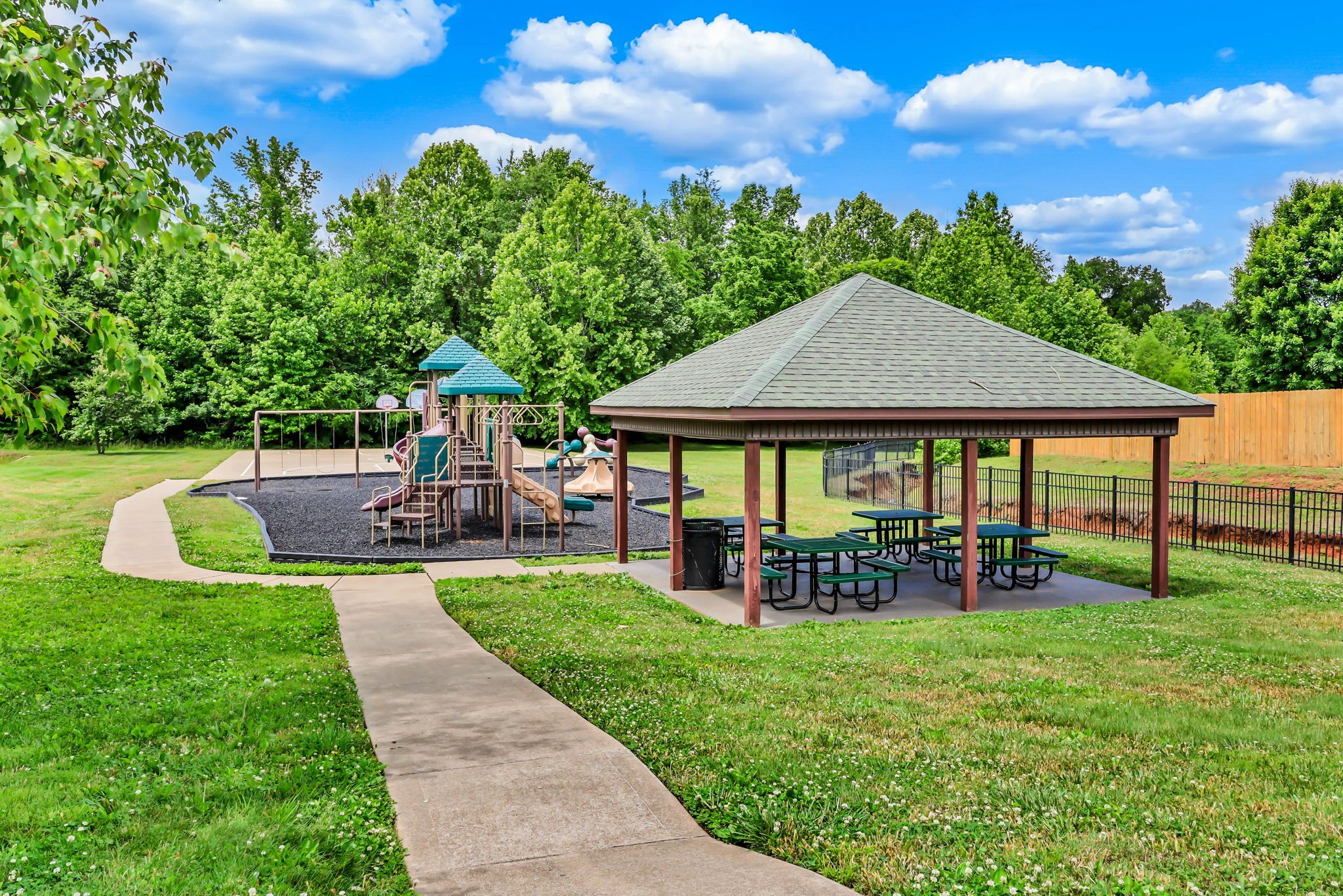 1349 Mutual Dr