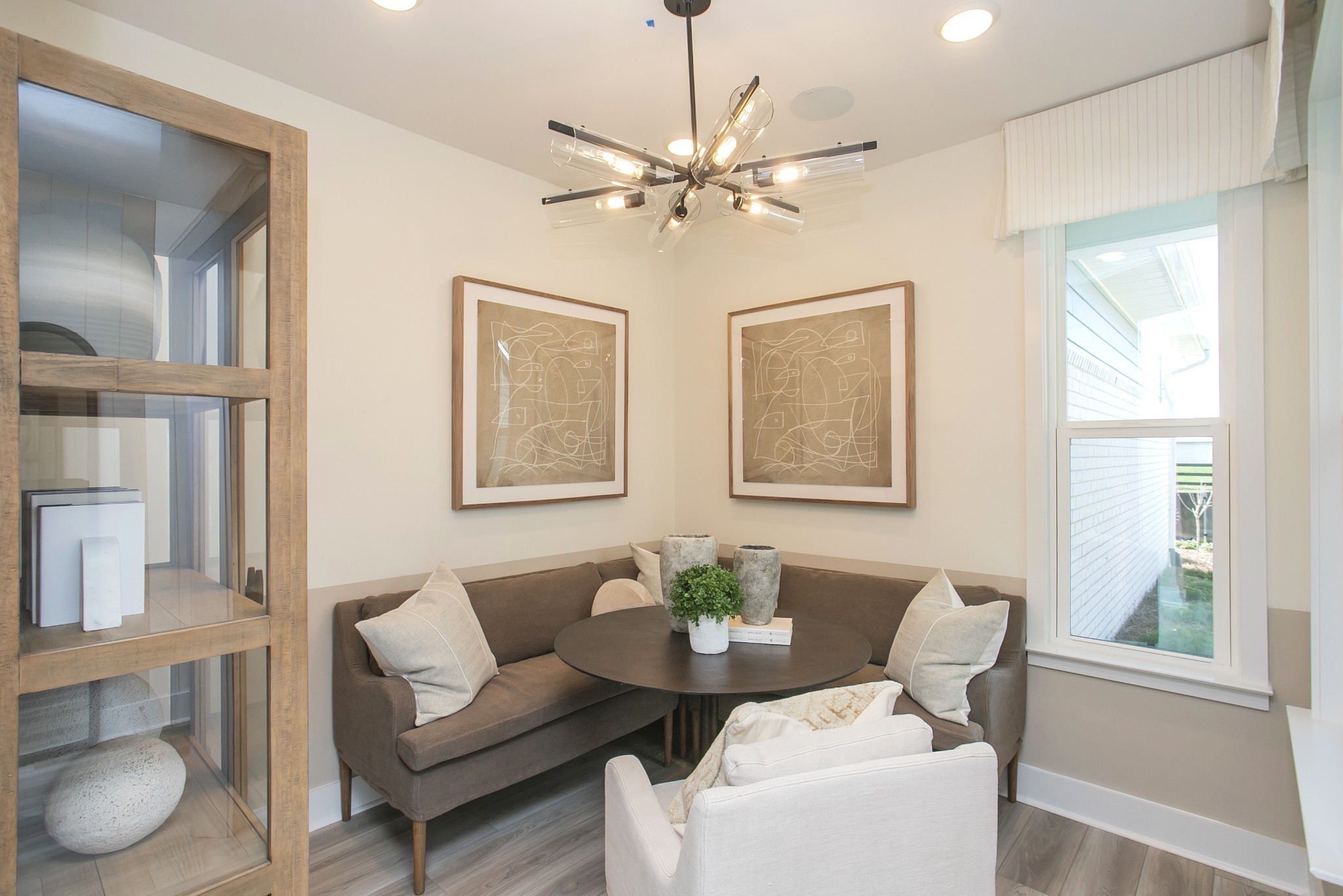 600 Scarlet Oak Road